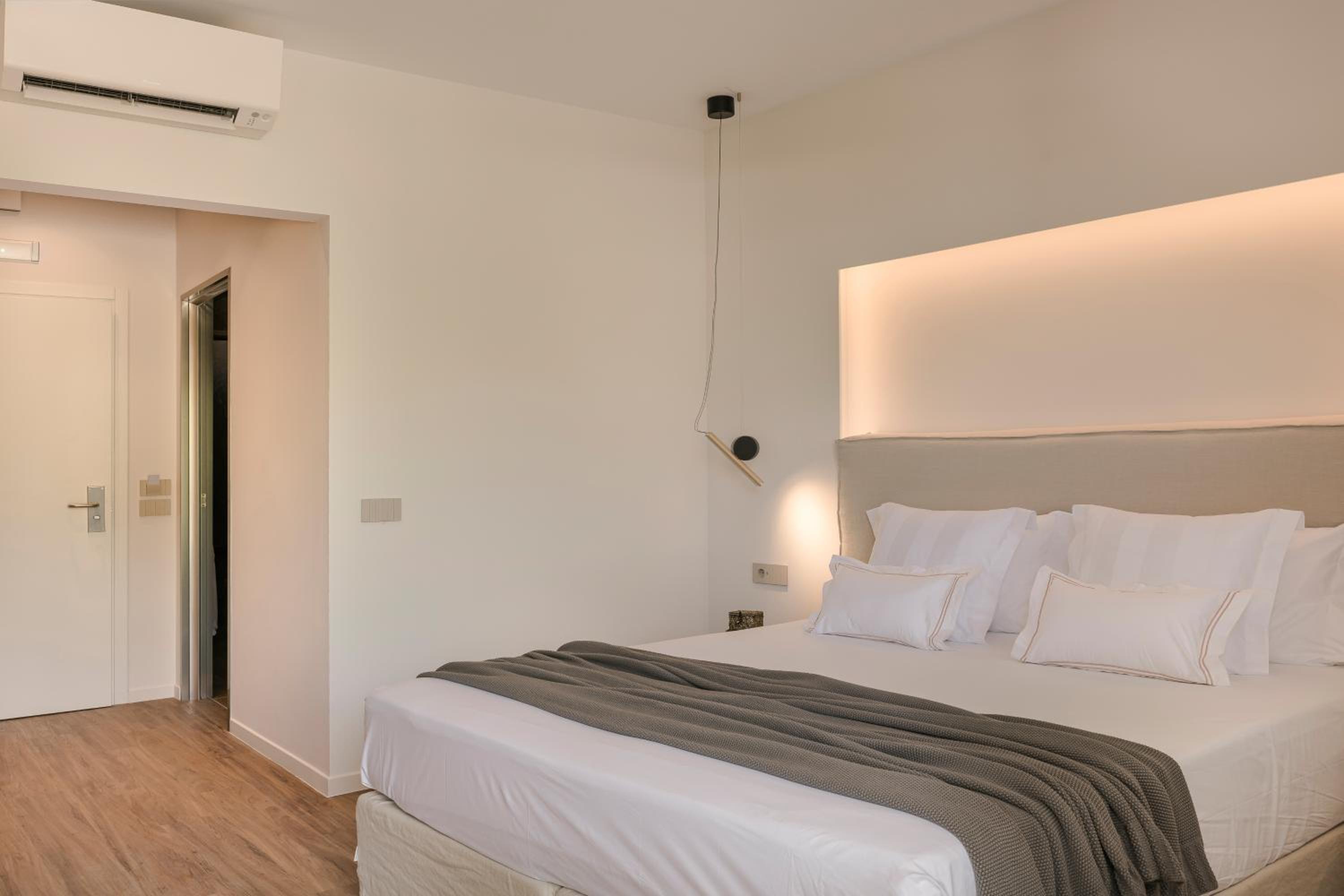 PIAZZA SUITES