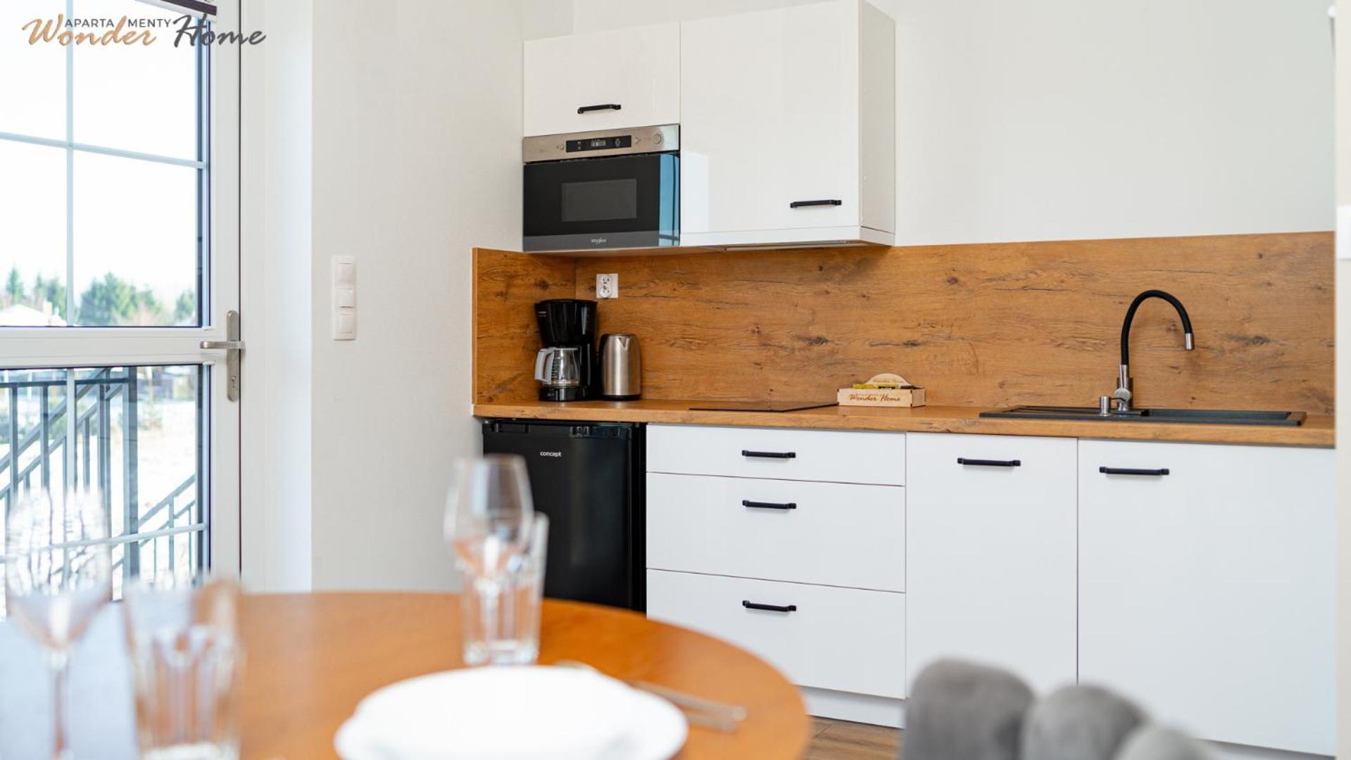 Wonder Home - Apartamenty Halo Karkonosze z ogrodem, sezonowym basenem, placem zabaw i widokiem na Śnieżkę - zlokalizowane blisko Karpacza