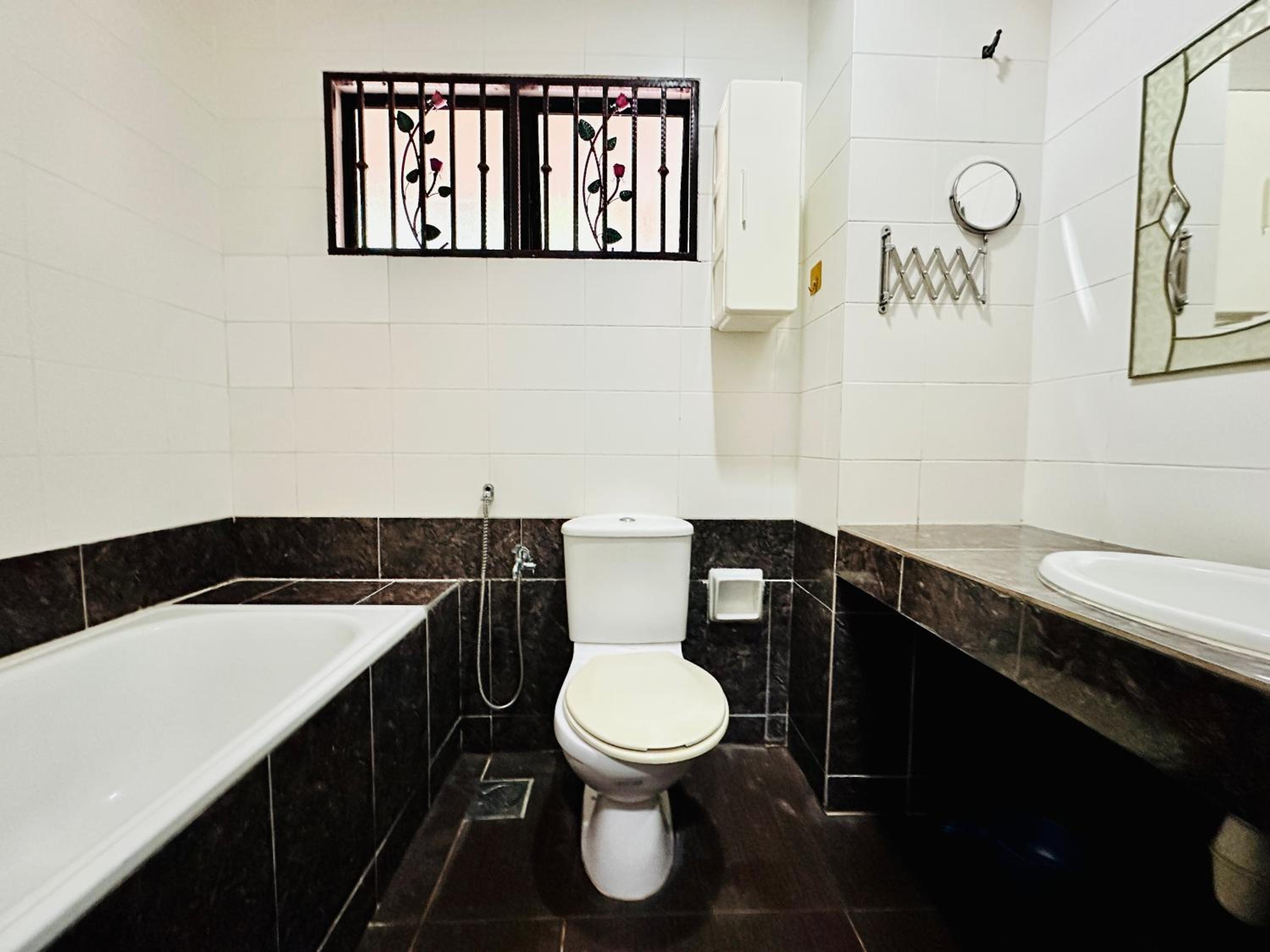 FamilyHaven at Presint 18 by Elitestay [5Rooms] photo 6