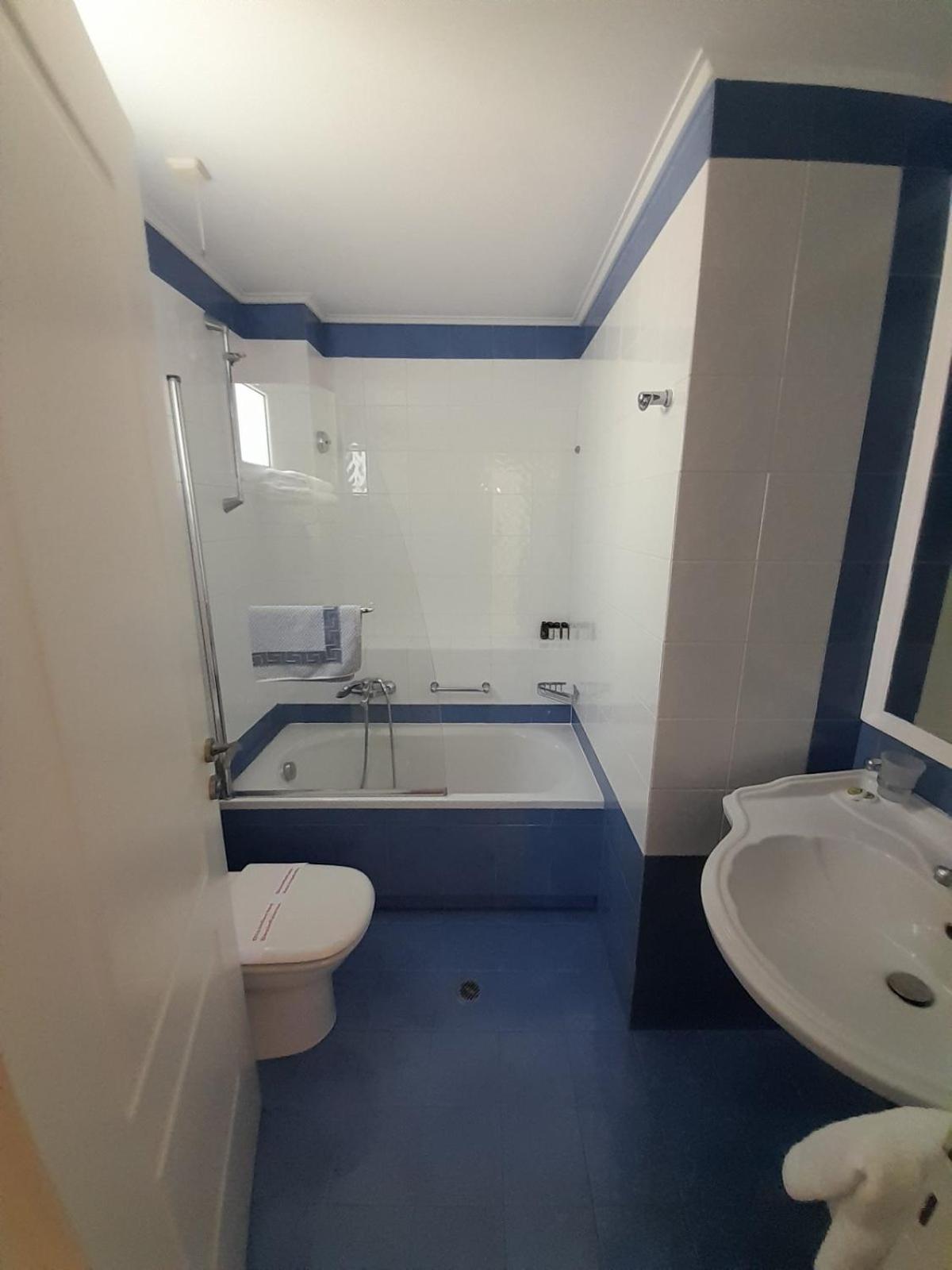 Alonissos Beach Bungalows And Suites Hotel