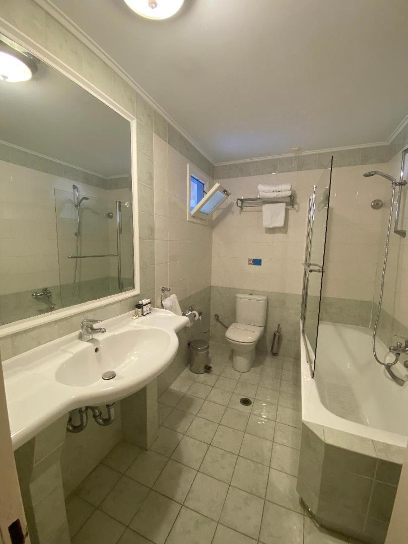 Alonissos Beach Bungalows And Suites Hotel