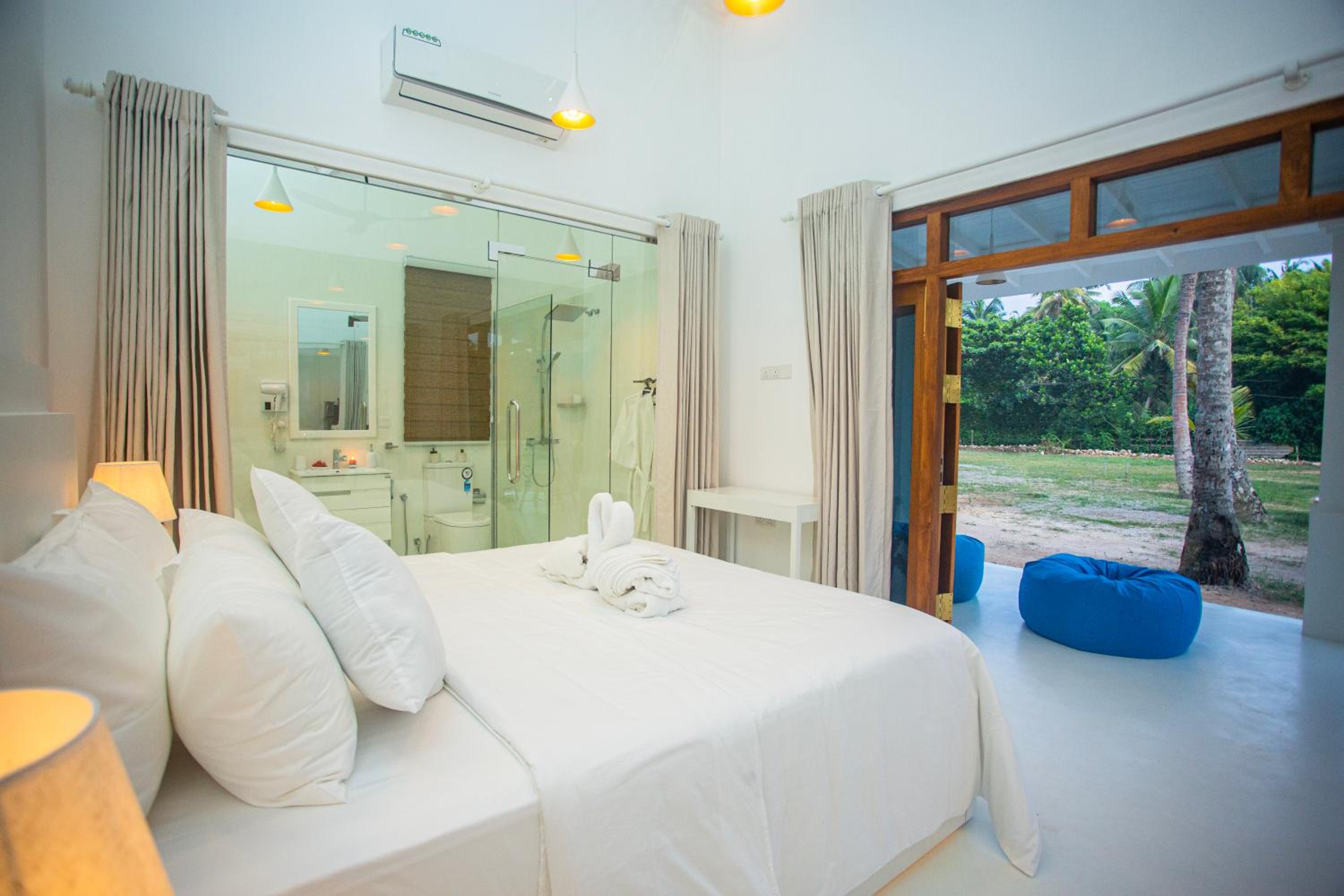 villa Sanford view 4