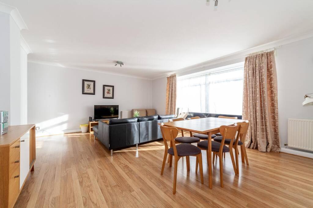 Central And Stylish Flat Near Regent's Park