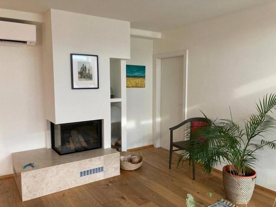 Central RoofTop Flat with fire place and terrace