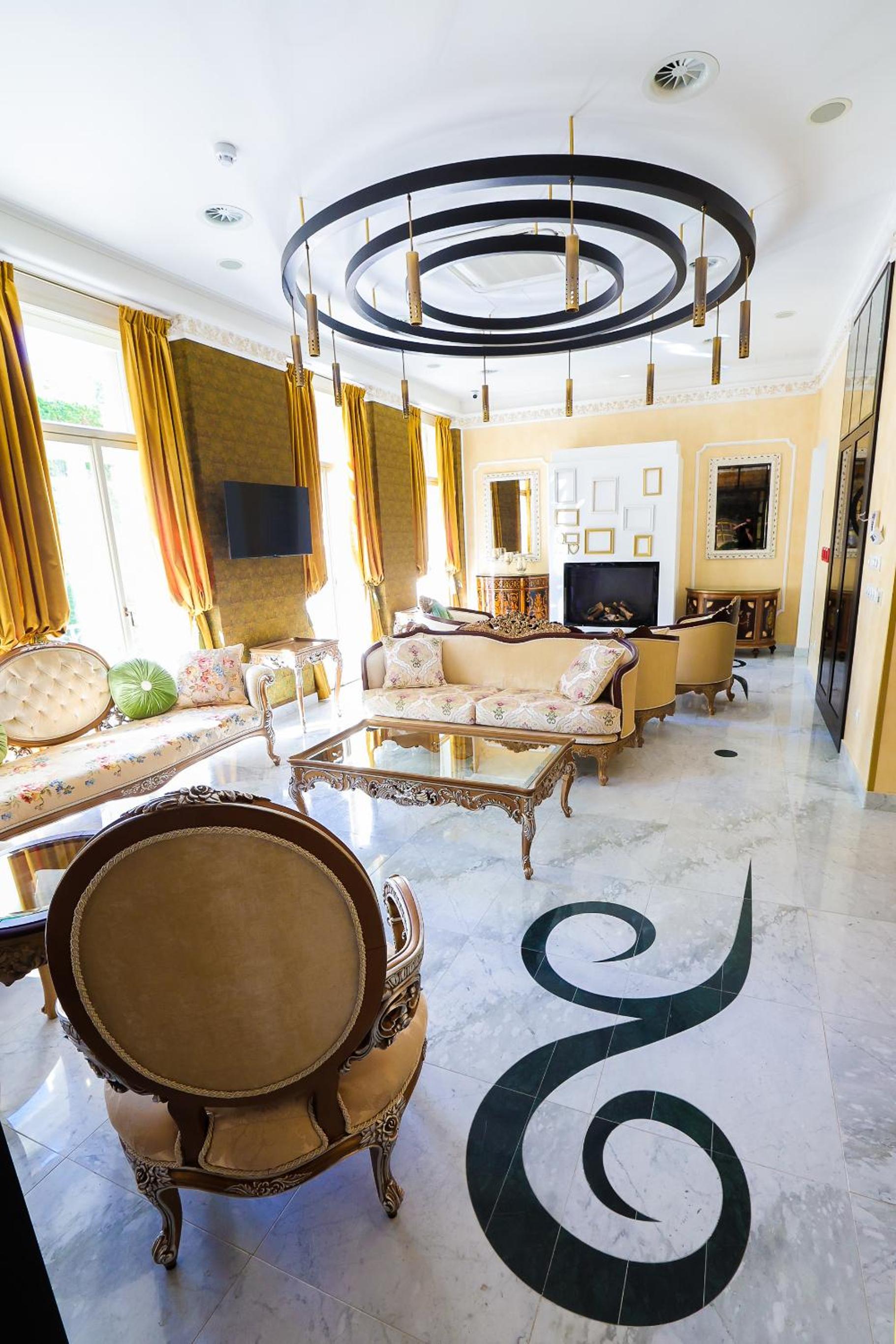 Hotel Boutique Hotel Ambiente ****+ - Image 1