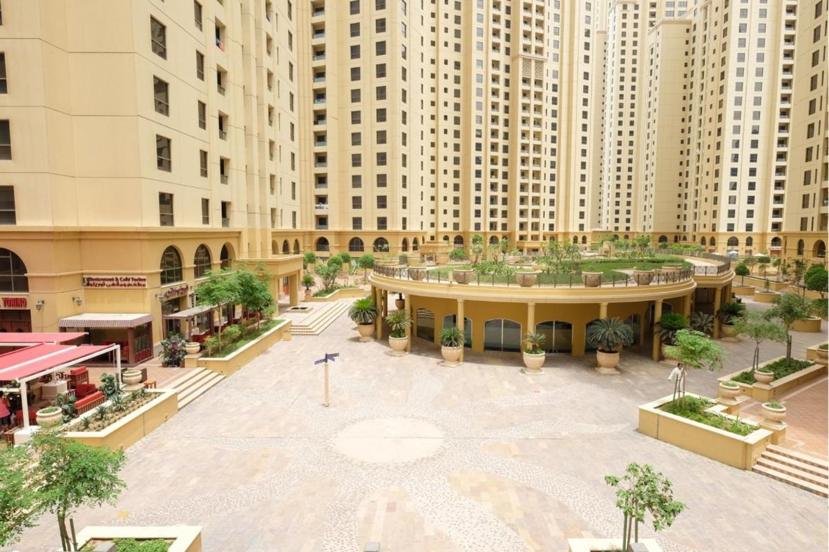 HOMESTAR, Jumeirah Beach Hostel - JBR - Pool, Beach, Metro