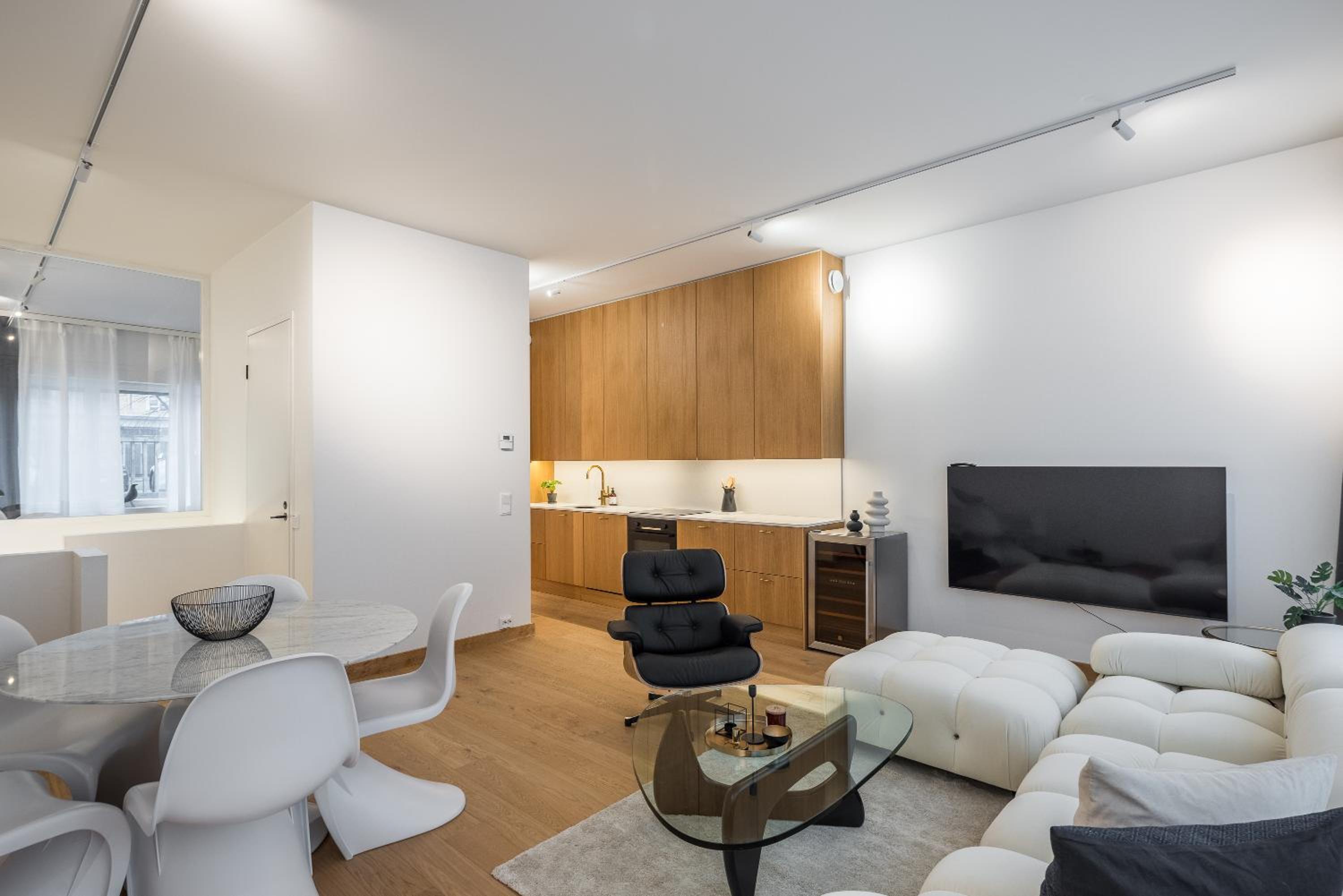 Scandinavian Design Townhouse with Private Sauna