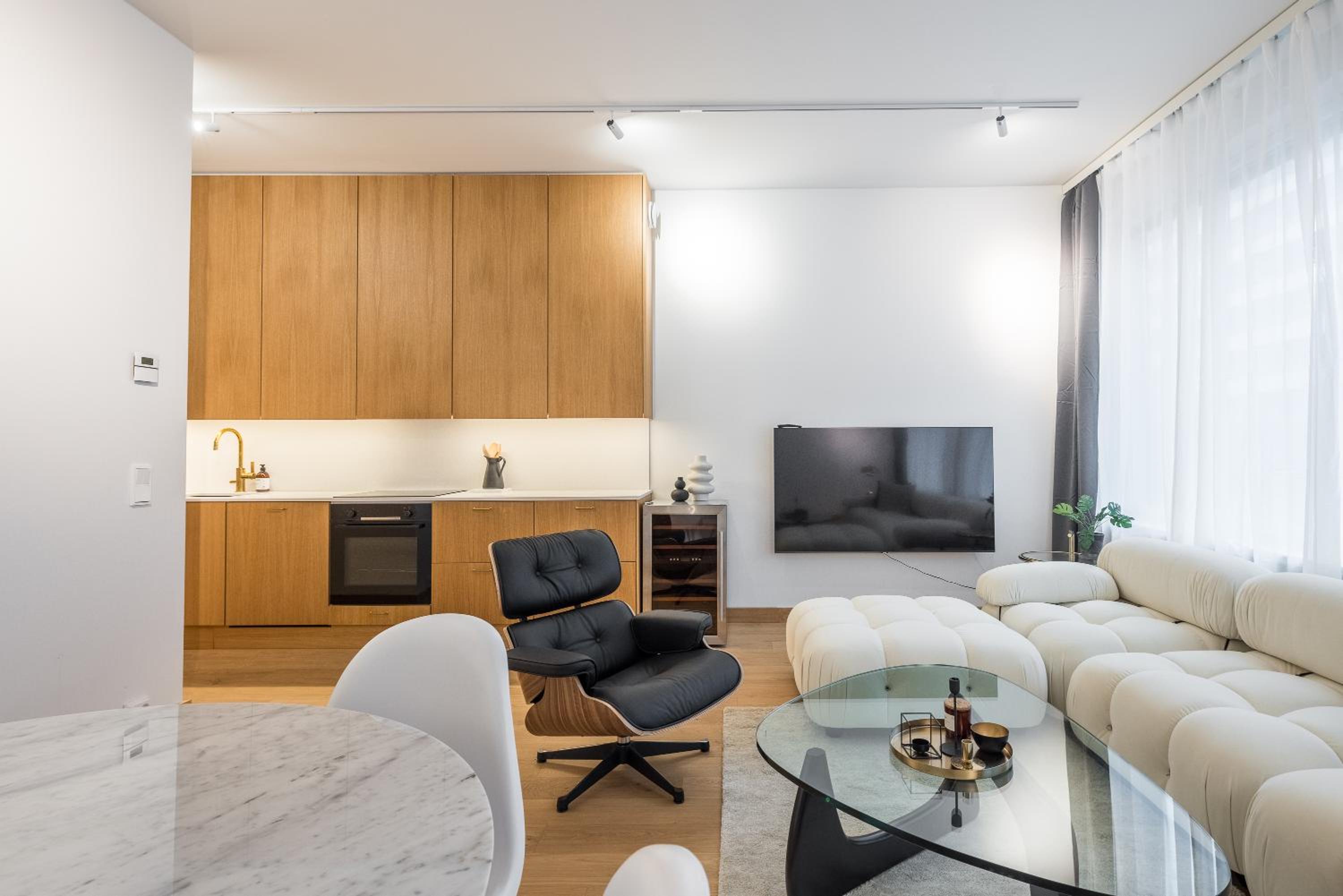 Scandinavian Design Townhouse with Private Sauna