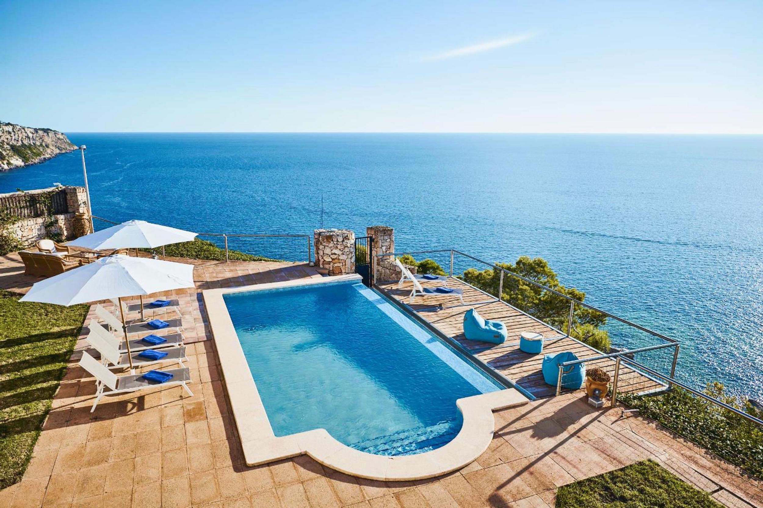Villa Luna Suites photo 2
