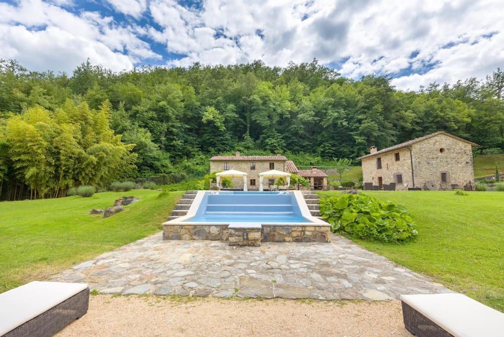 A Beautiful Tuscan Estate with Saline Pool view 4