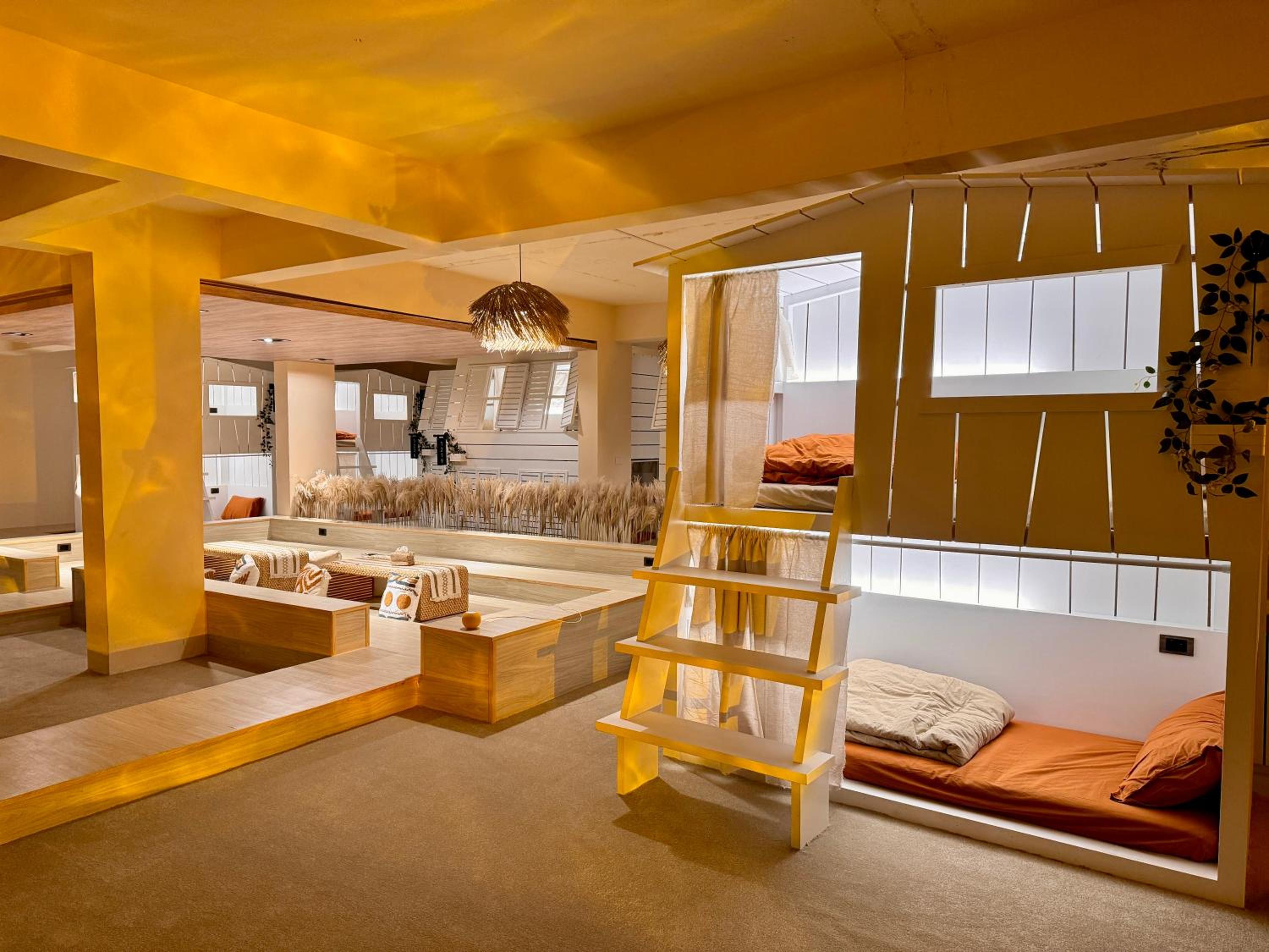 lounge