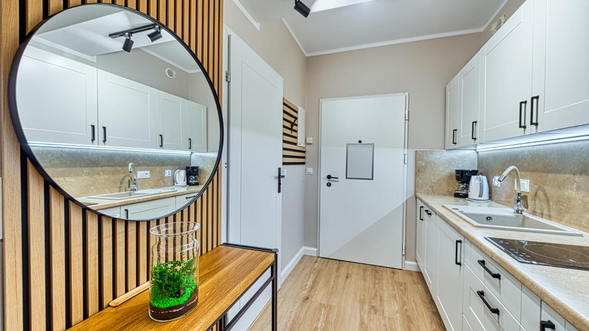 OSTOJA RESIDENCE VIP z sauną, strefą relaksu i pokojem zabaw by Royal Aparts