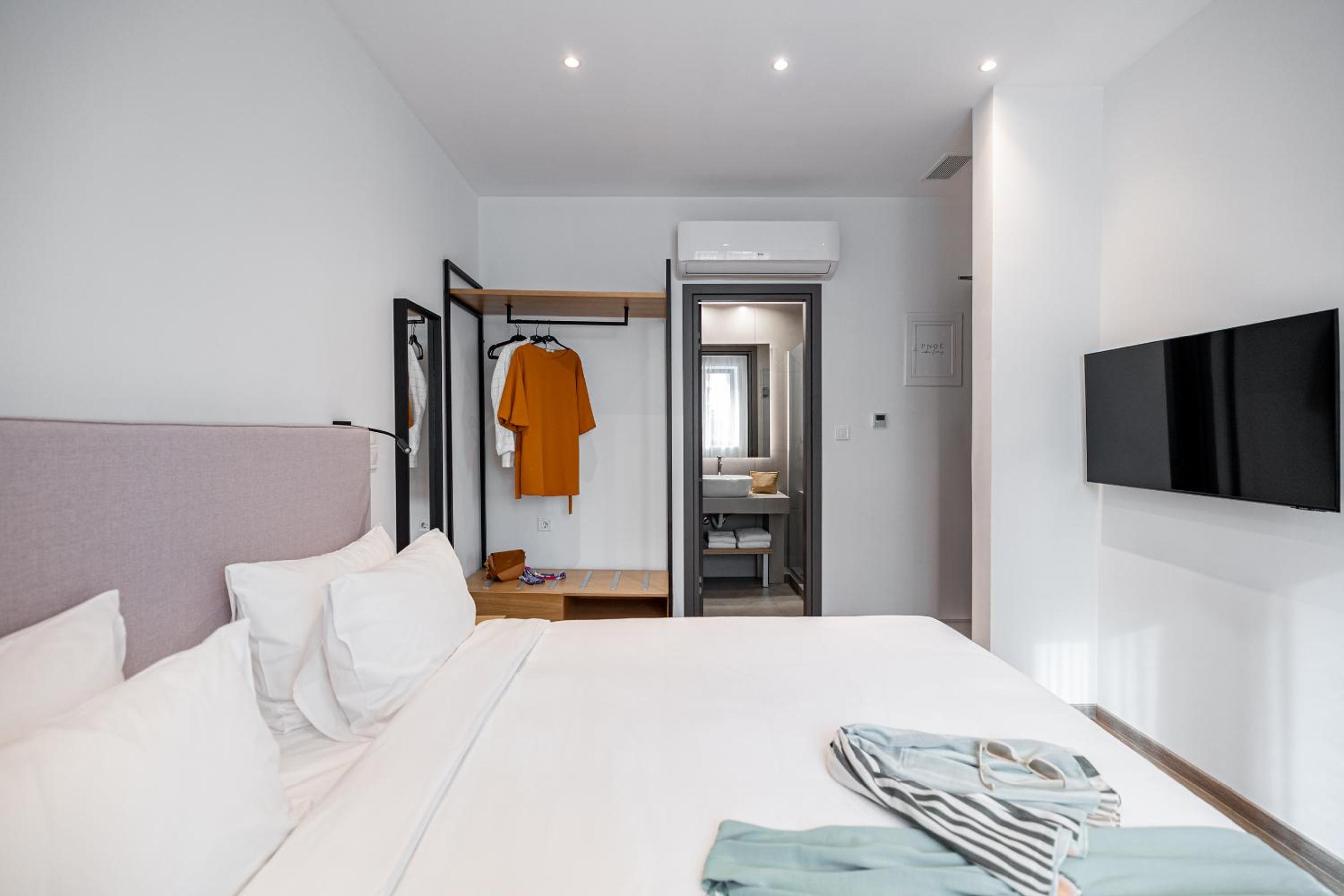 Pnoe Urban Living