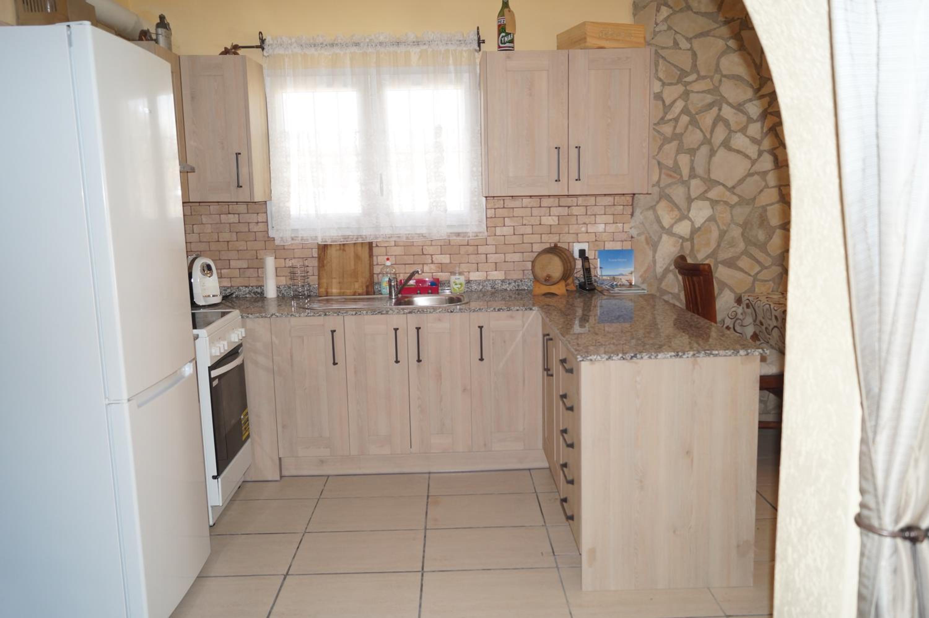 Private/separate floor apartment in a villa near beach