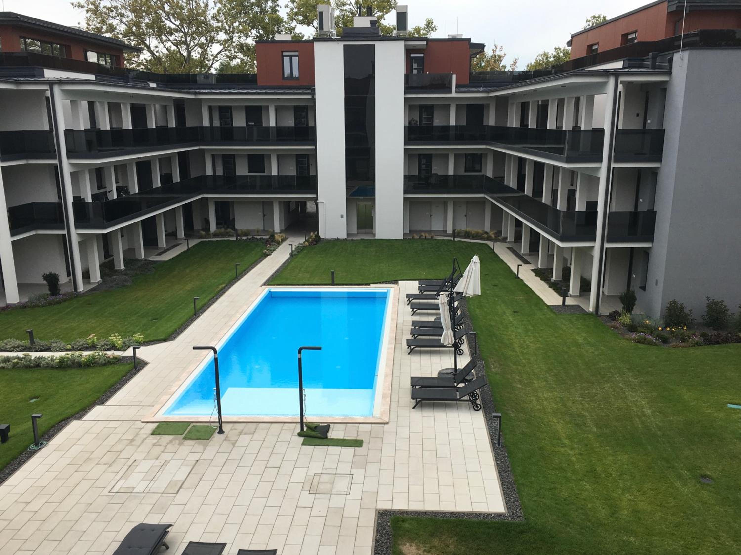 Scamard Apartman