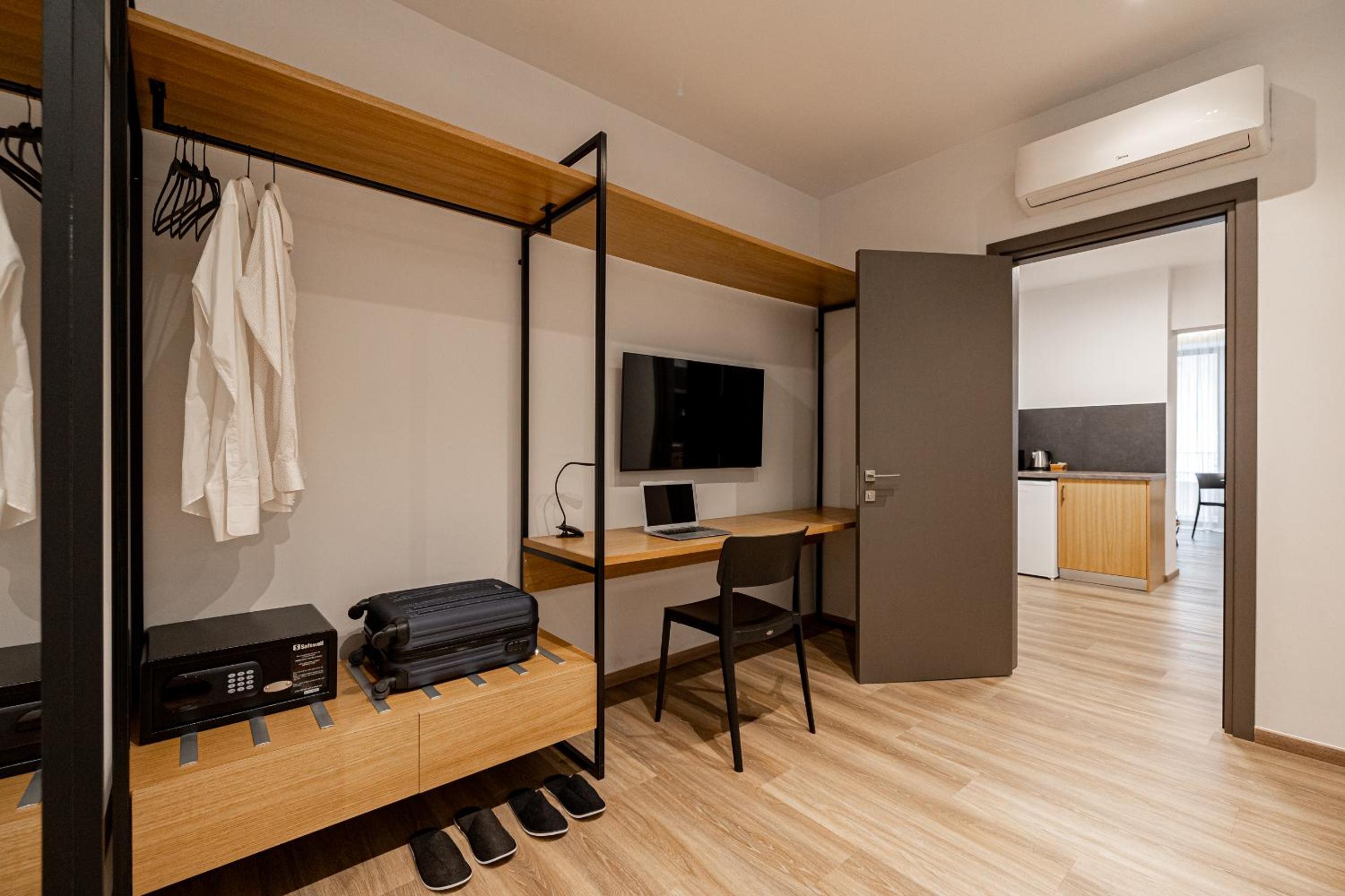 Pnoe Urban Living