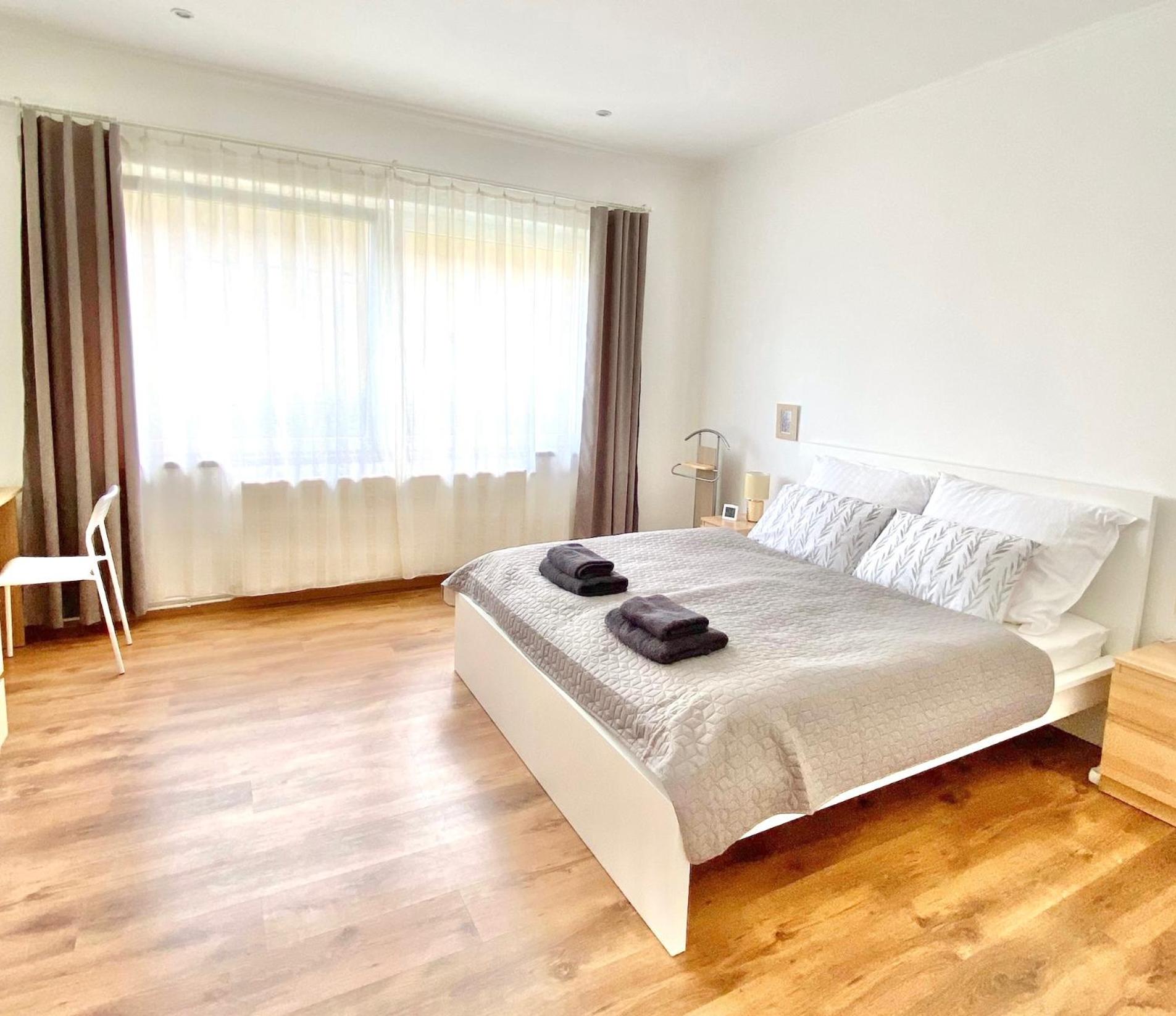 Luca Apartman view 3