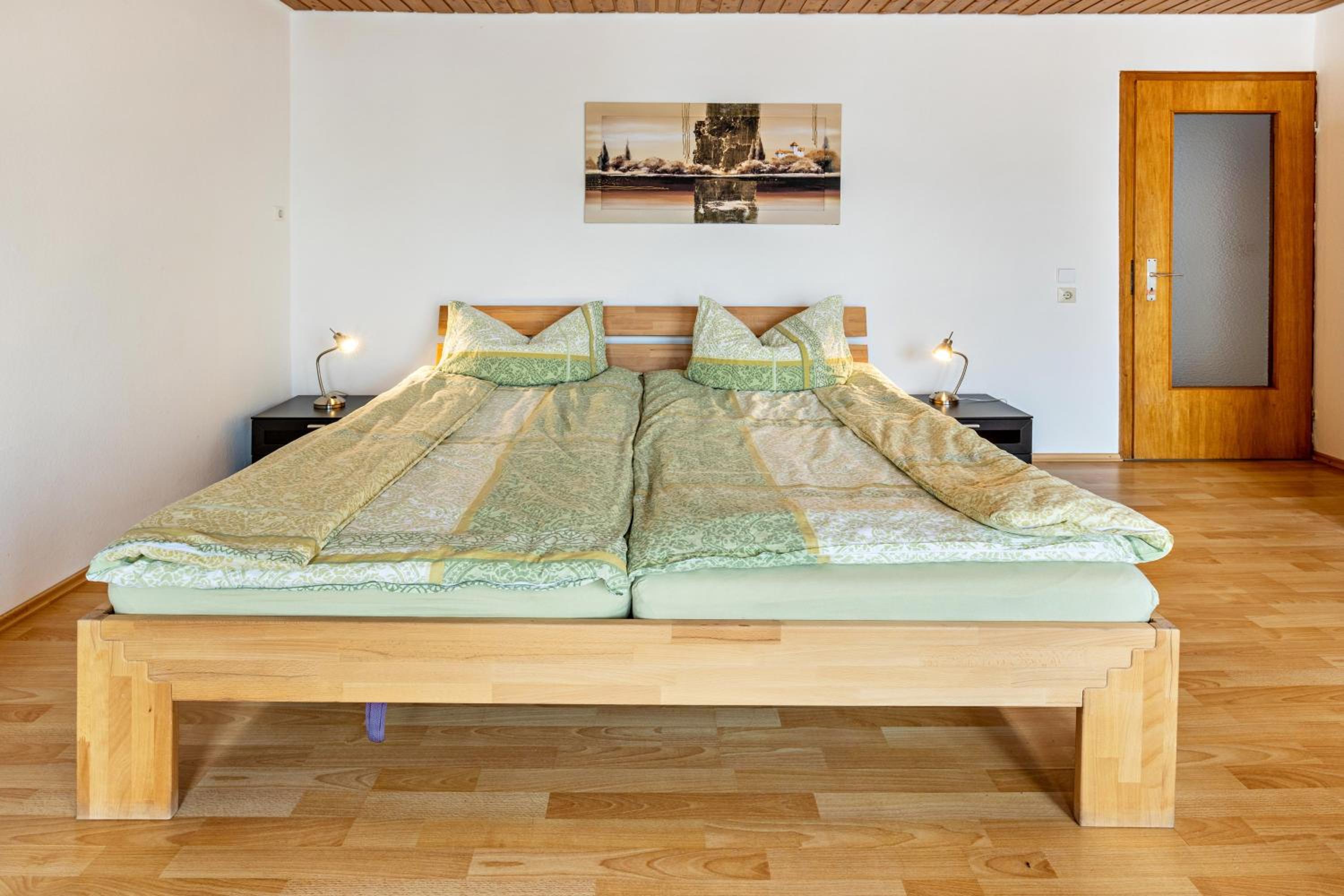 Photo 37