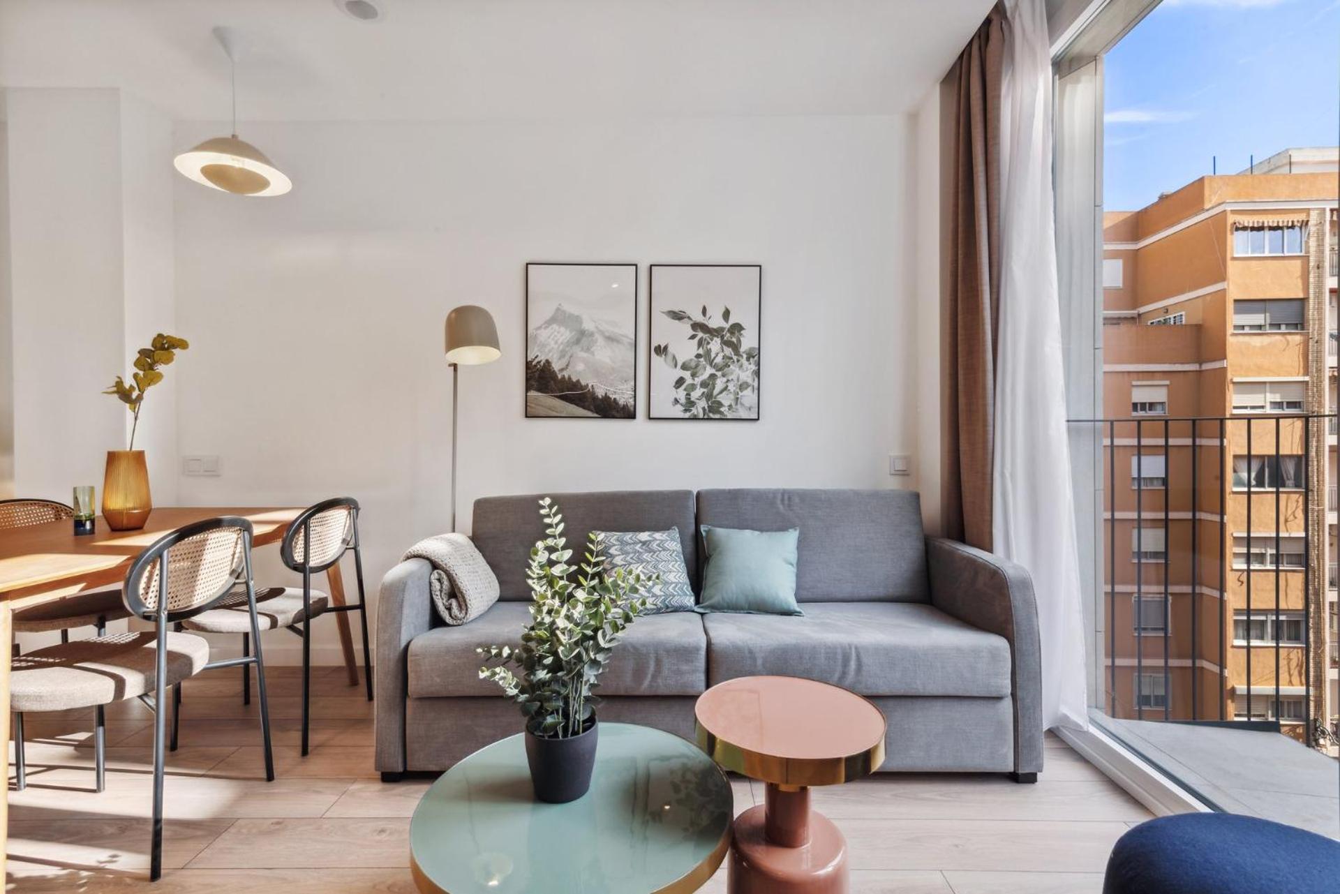 Limehome Valencia Carrer del Pare Palau i Quer