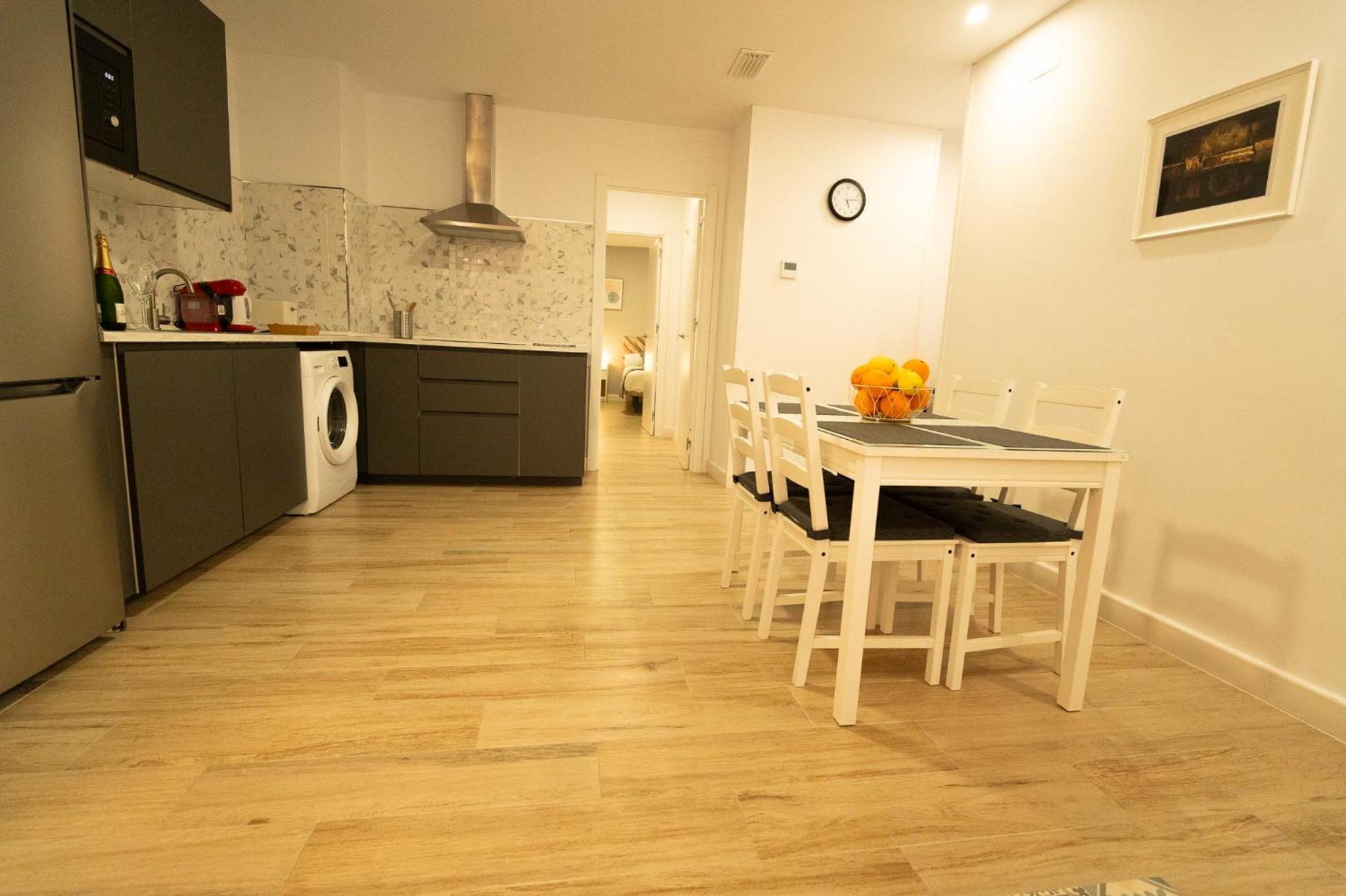 Apartamentos Consistorio Live