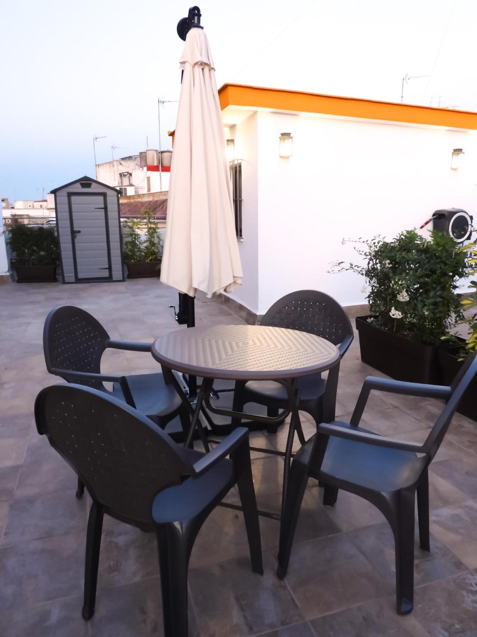 Apartamentos Consistorio Live