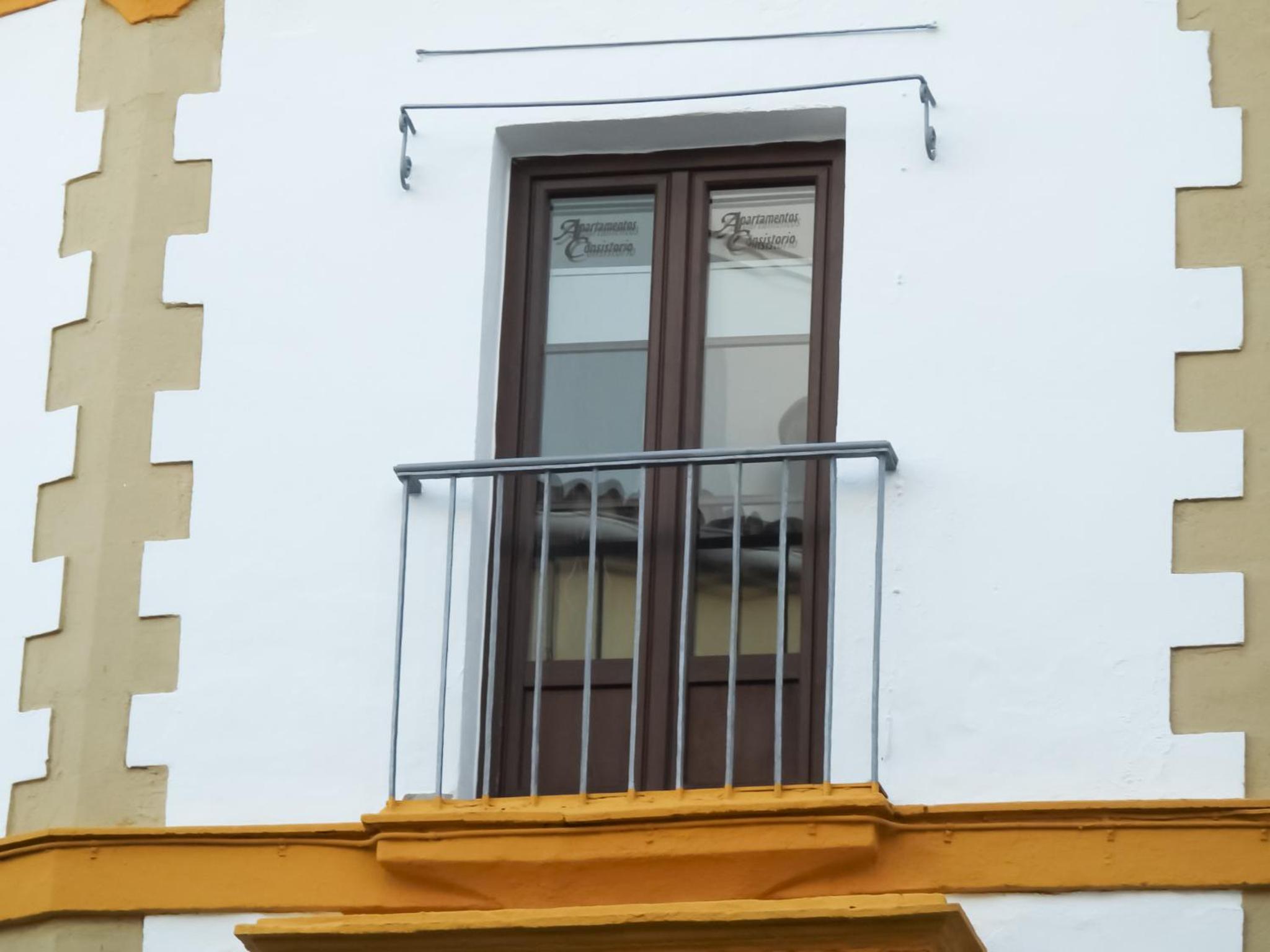 Apartamentos Consistorio Live