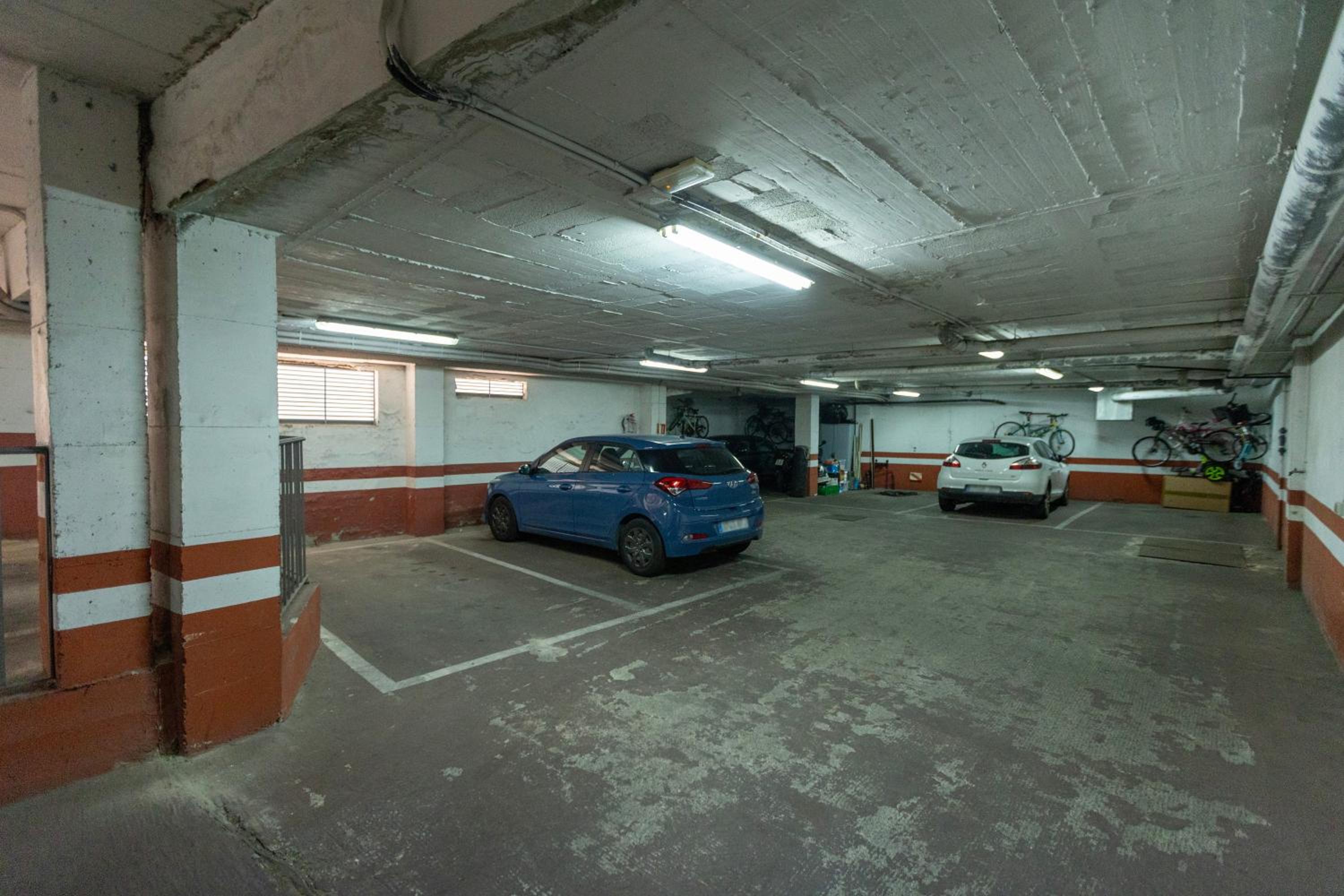 Parque Buhaira - Parking Gratis by TheGoodTourist