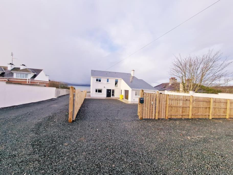 Buncrana Beach House by Wild Atlantic Wanderer view 2