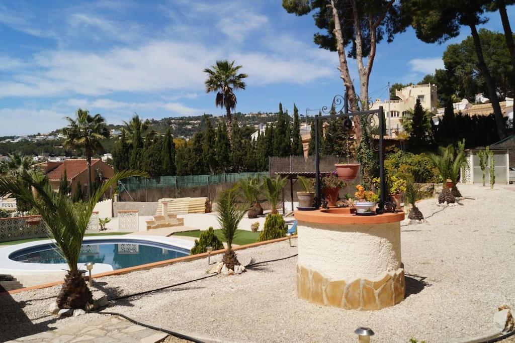 Private/separate floor apartment in a villa near beach