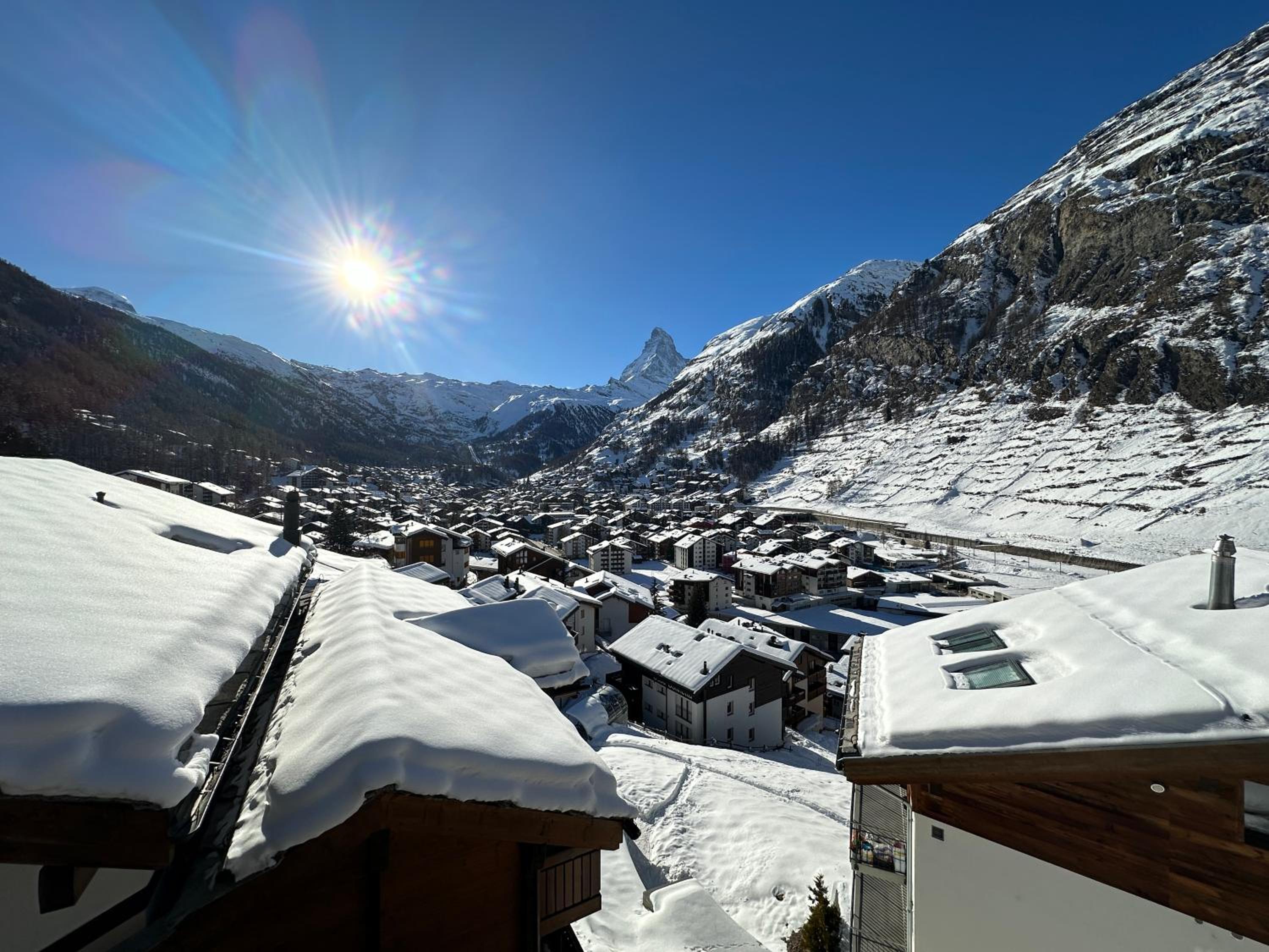 Modern self-catering apartment with Matterhorn views
