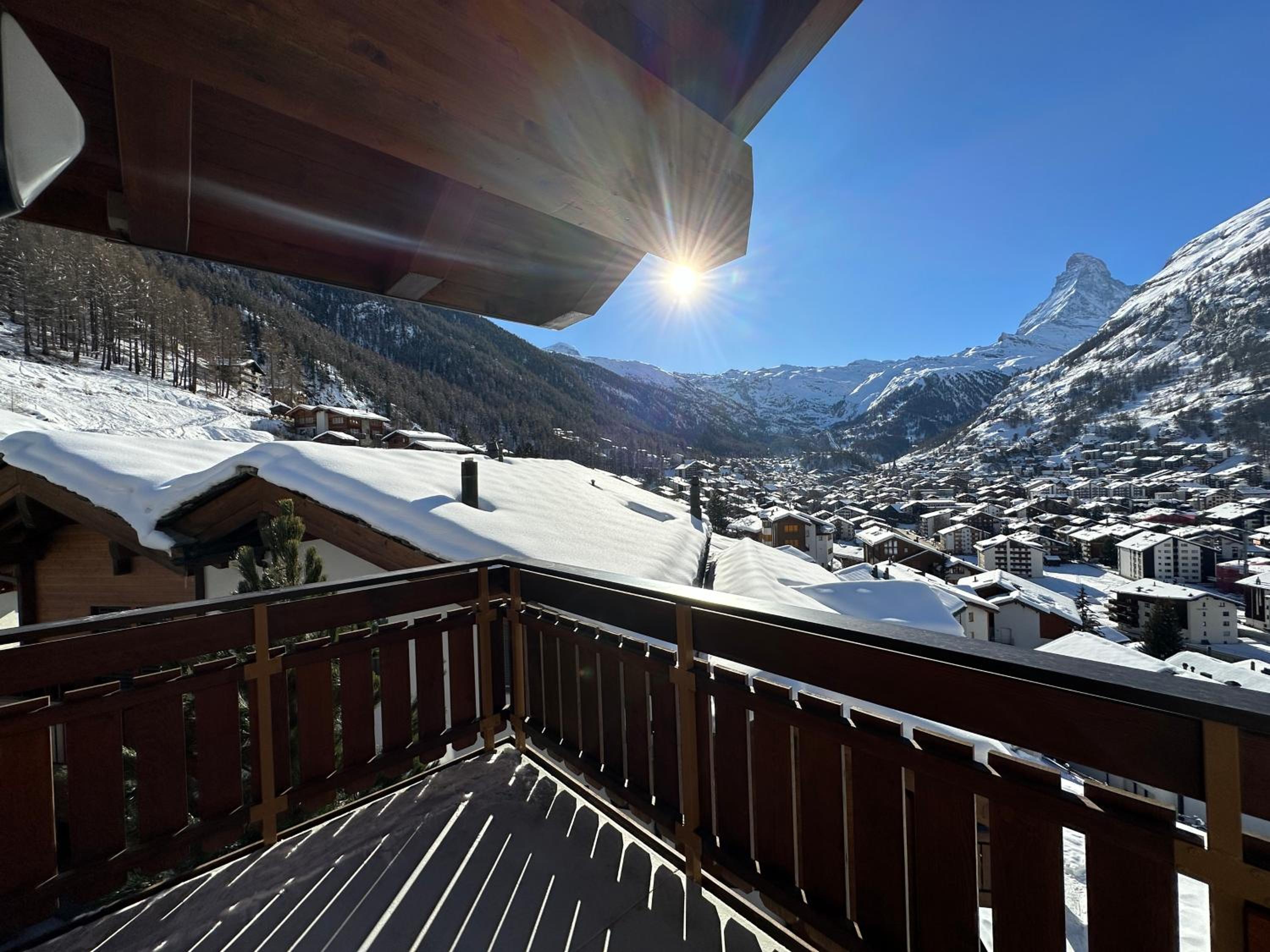 Modern self-catering apartment with Matterhorn views