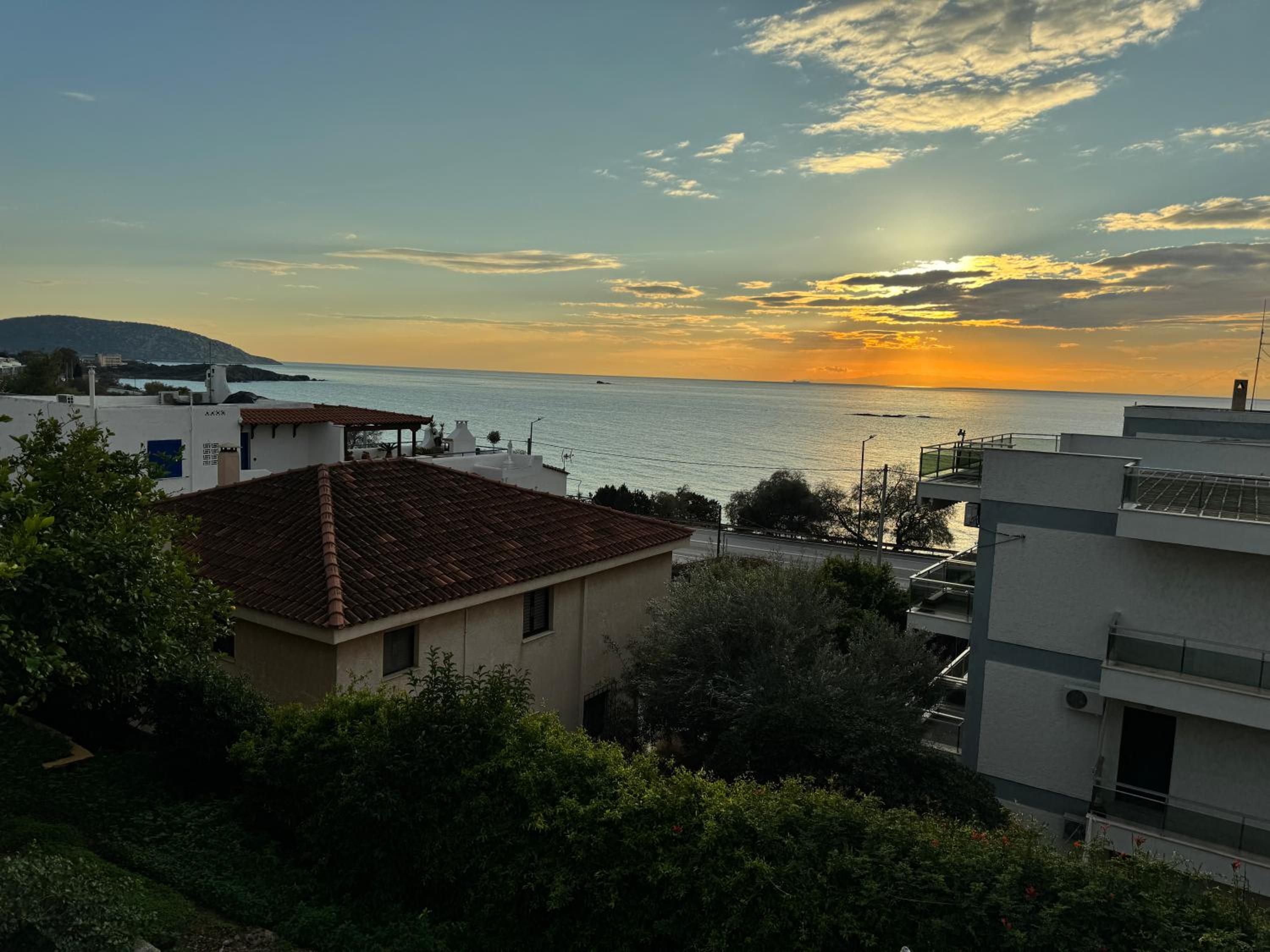 Panoramic Seaview Maisonette with Garden
