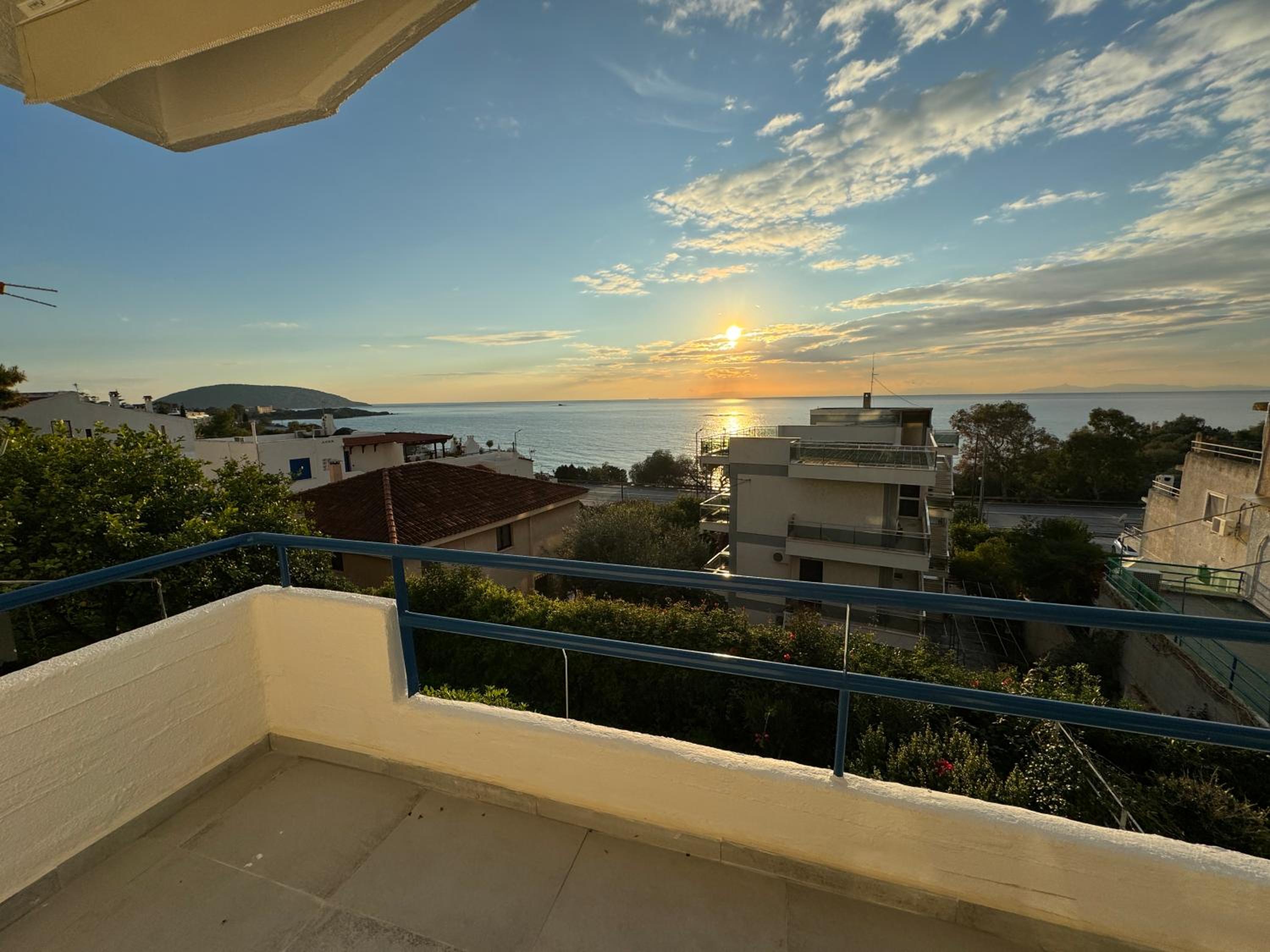 Panoramic Seaview Maisonette with Garden