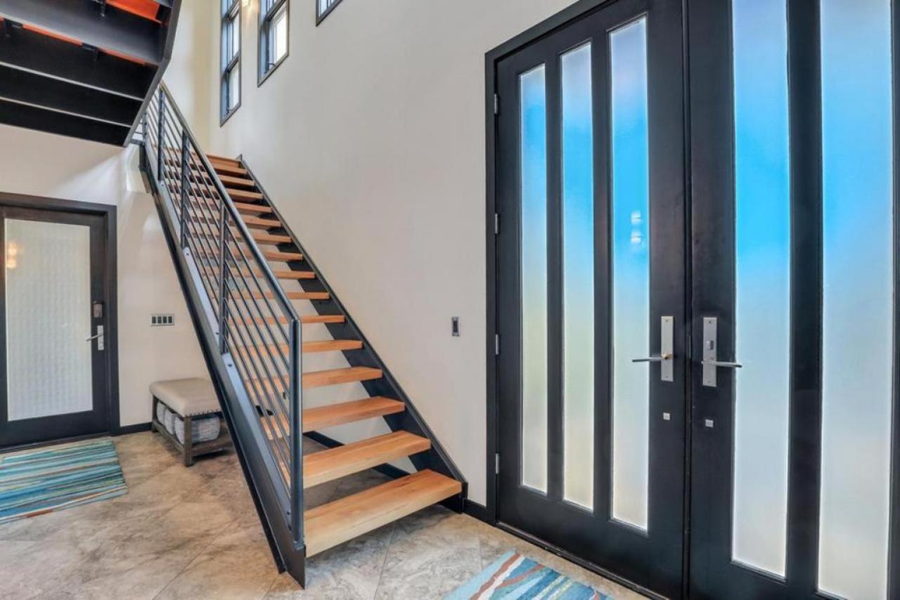 17 Firethorn view 5