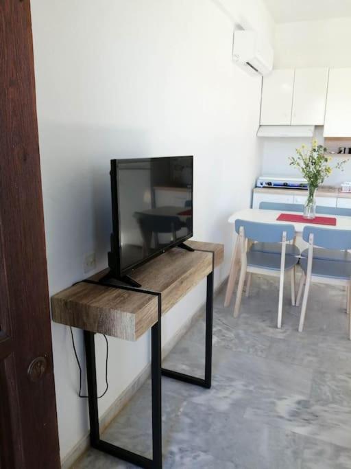 Cozy Rodas House 2 view 3