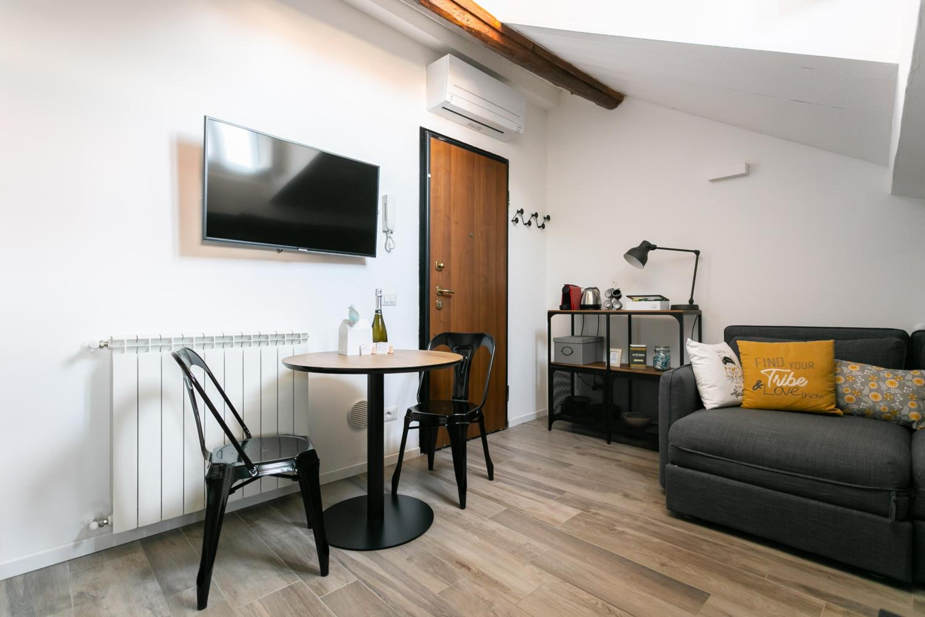 Mortara Navigli Apartments