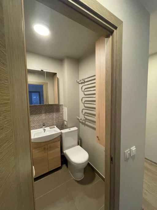 Cozy flat close to city center view 4