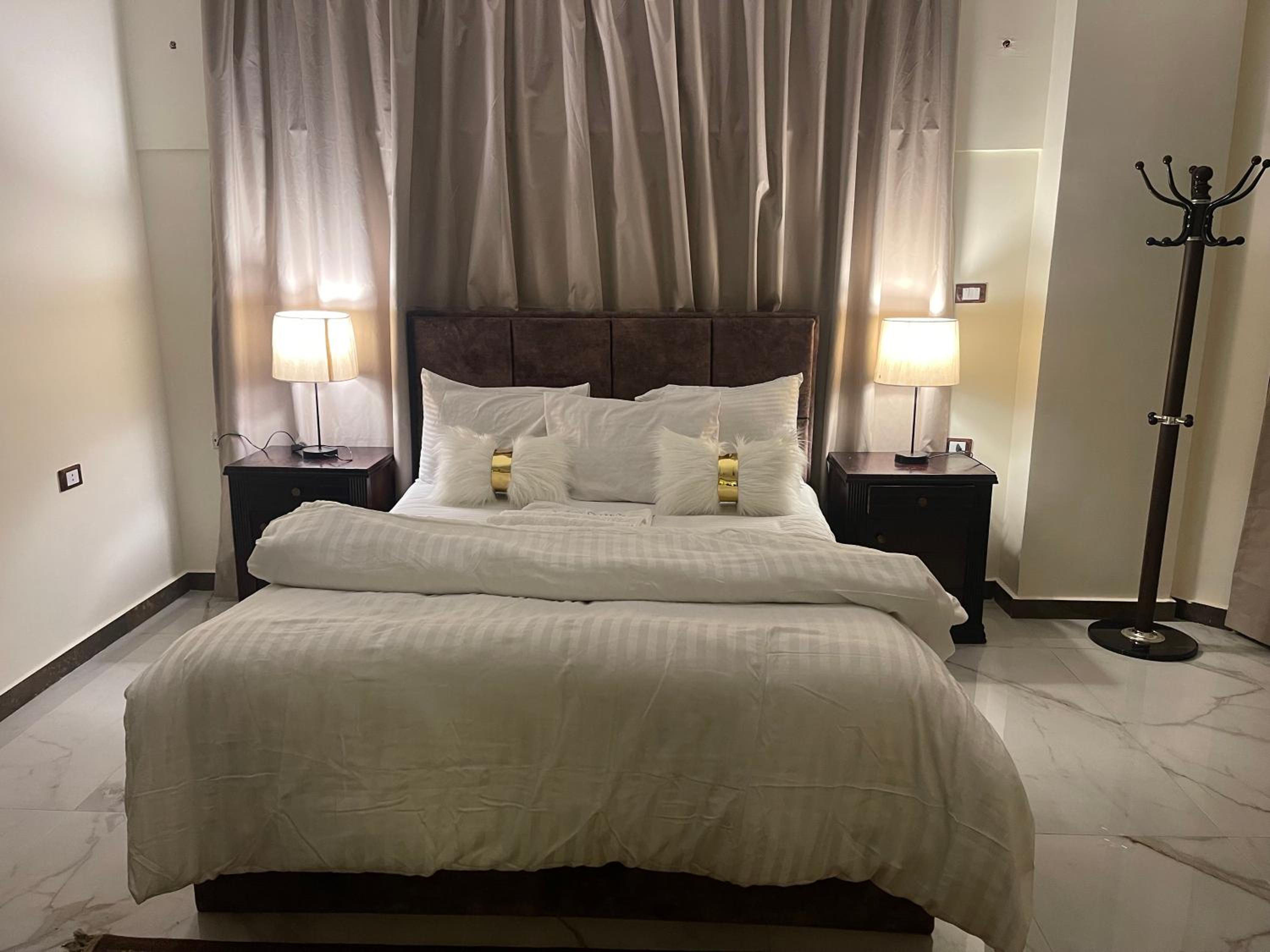 Royal apartment in private villa New Cairo in villa 255 Panafsig 11