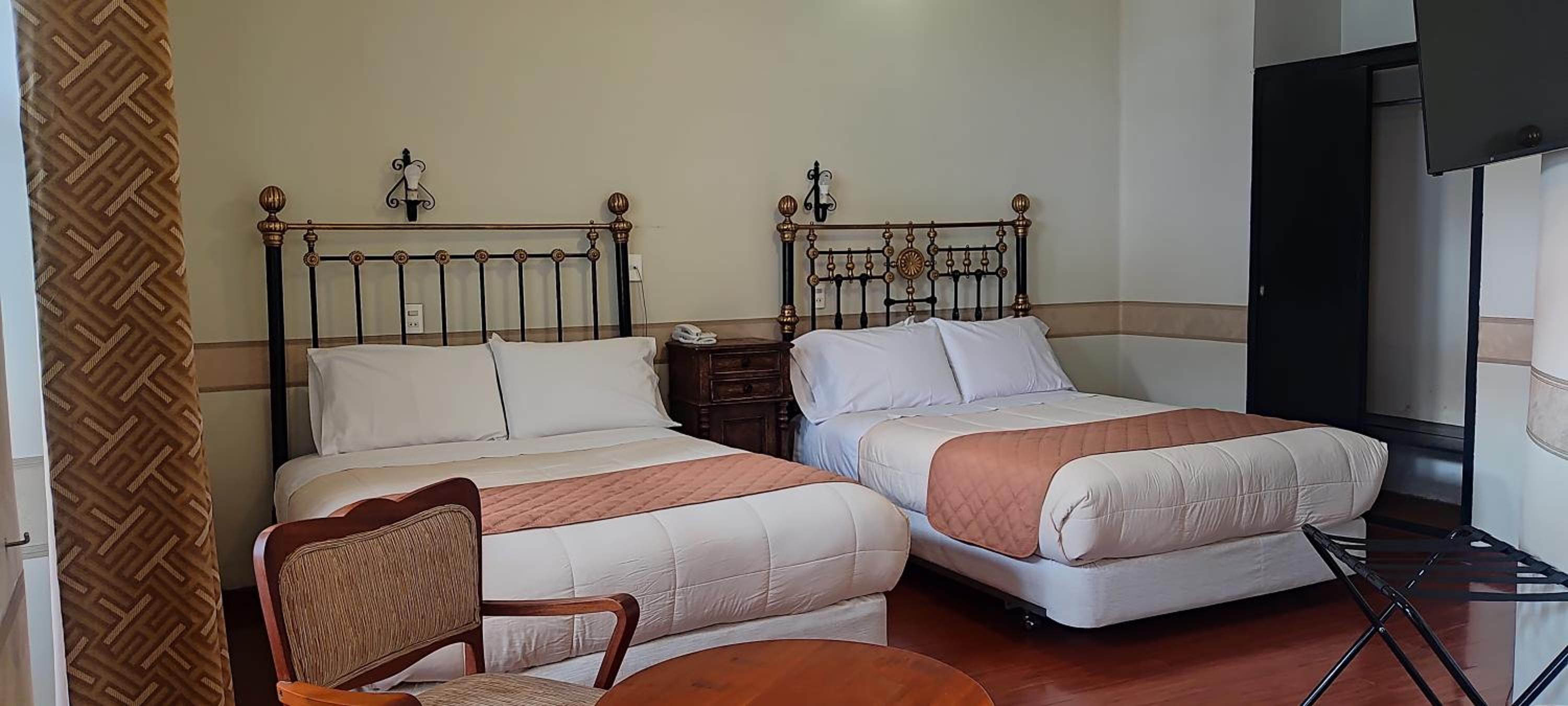 Colonial Hotel Boutique