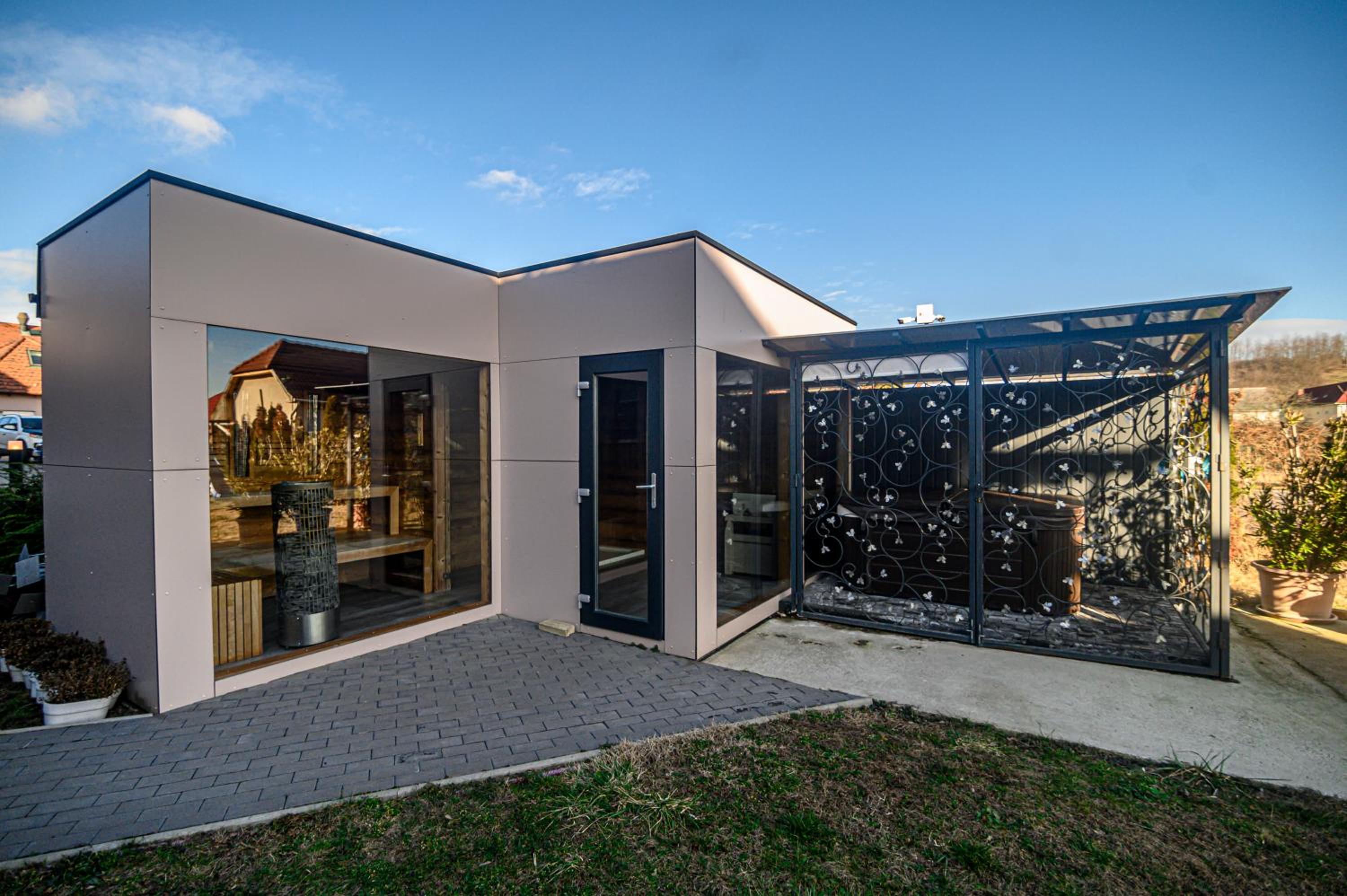 Sweet Life Wellness Apartments