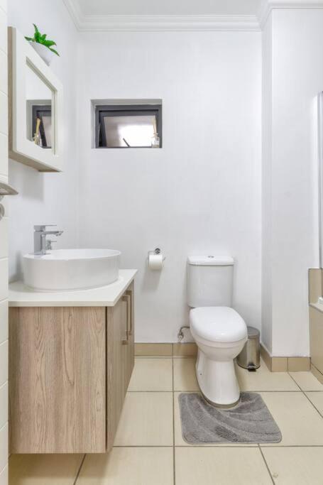 Pax Private - Luxury Mr Grey Penthouse view 3