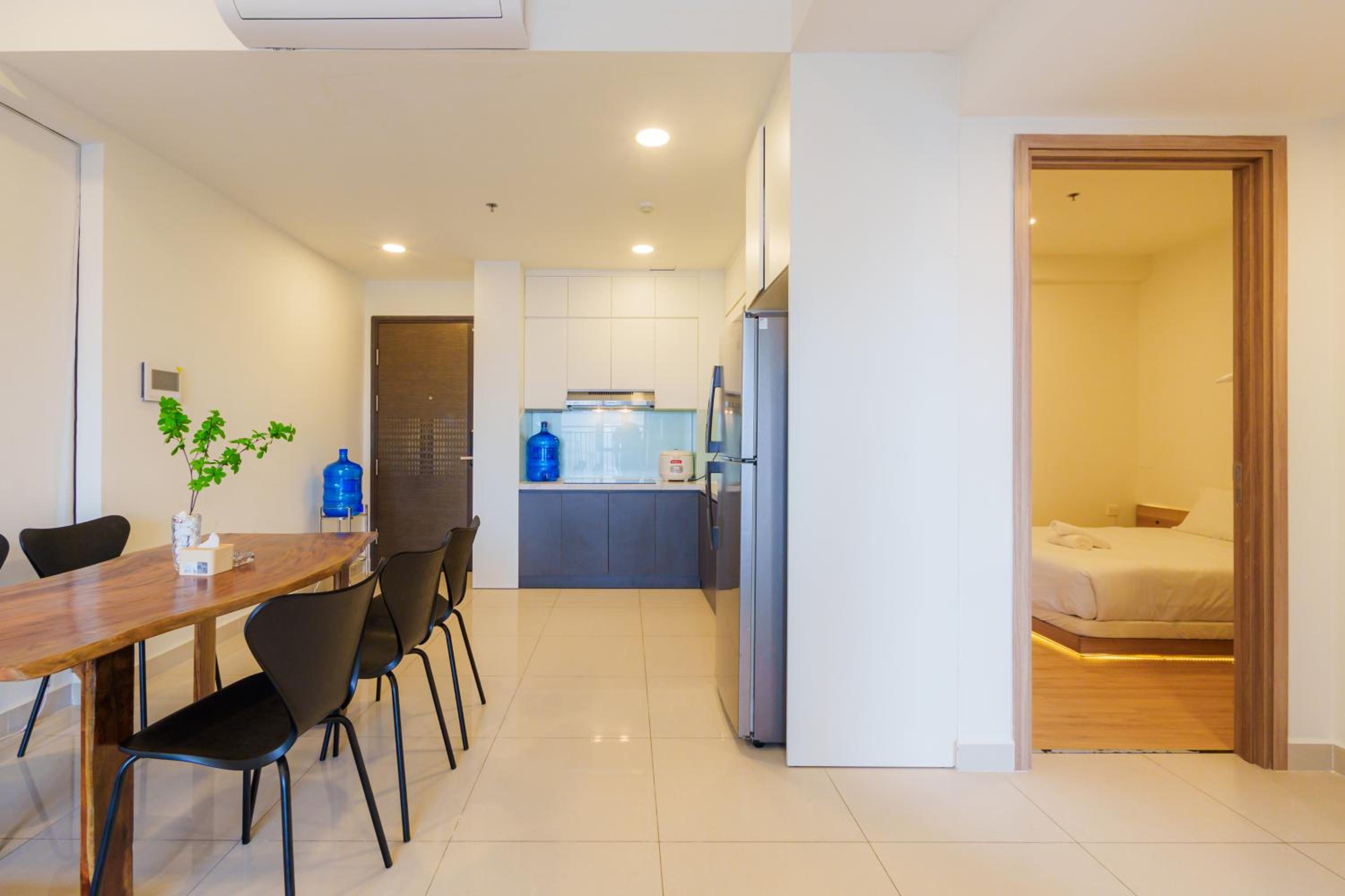 PROStay SOHO Residence Near Bui Vien Walking Street - Central HCMc HAR 2