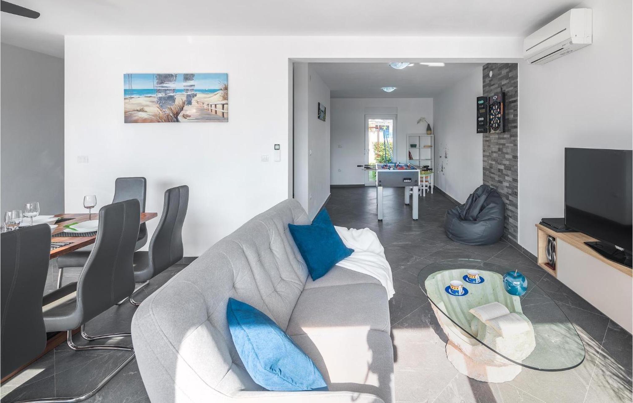 Villa Freya mit Meerblick in Medulin, Istrien - by Istrabook