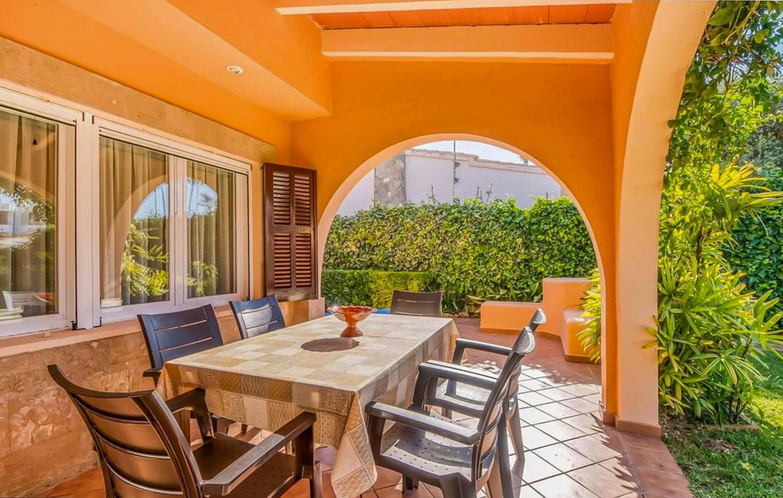 Villa Bellota by Sealand Villas