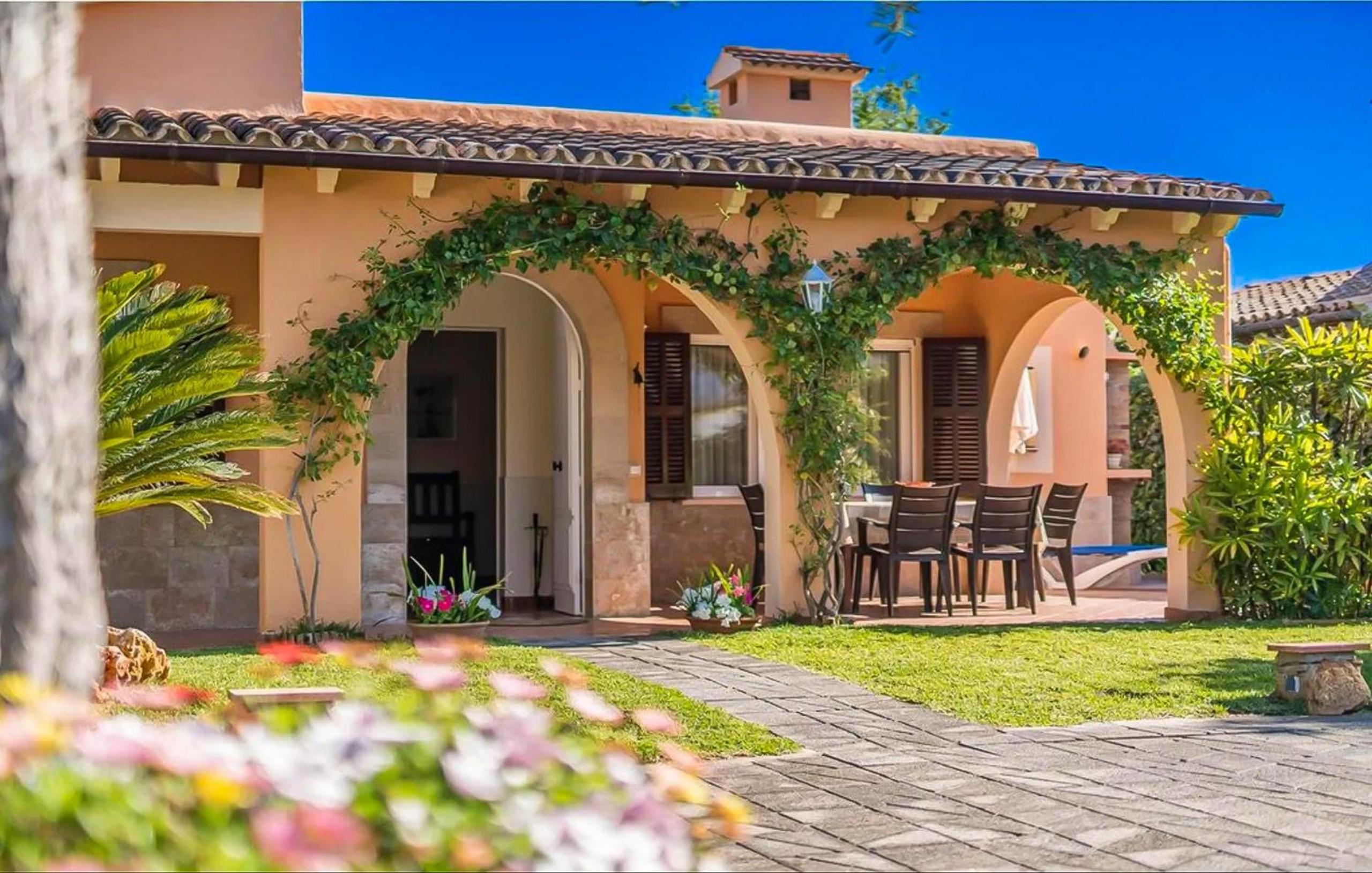 Villa Bellota by Sealand Villas