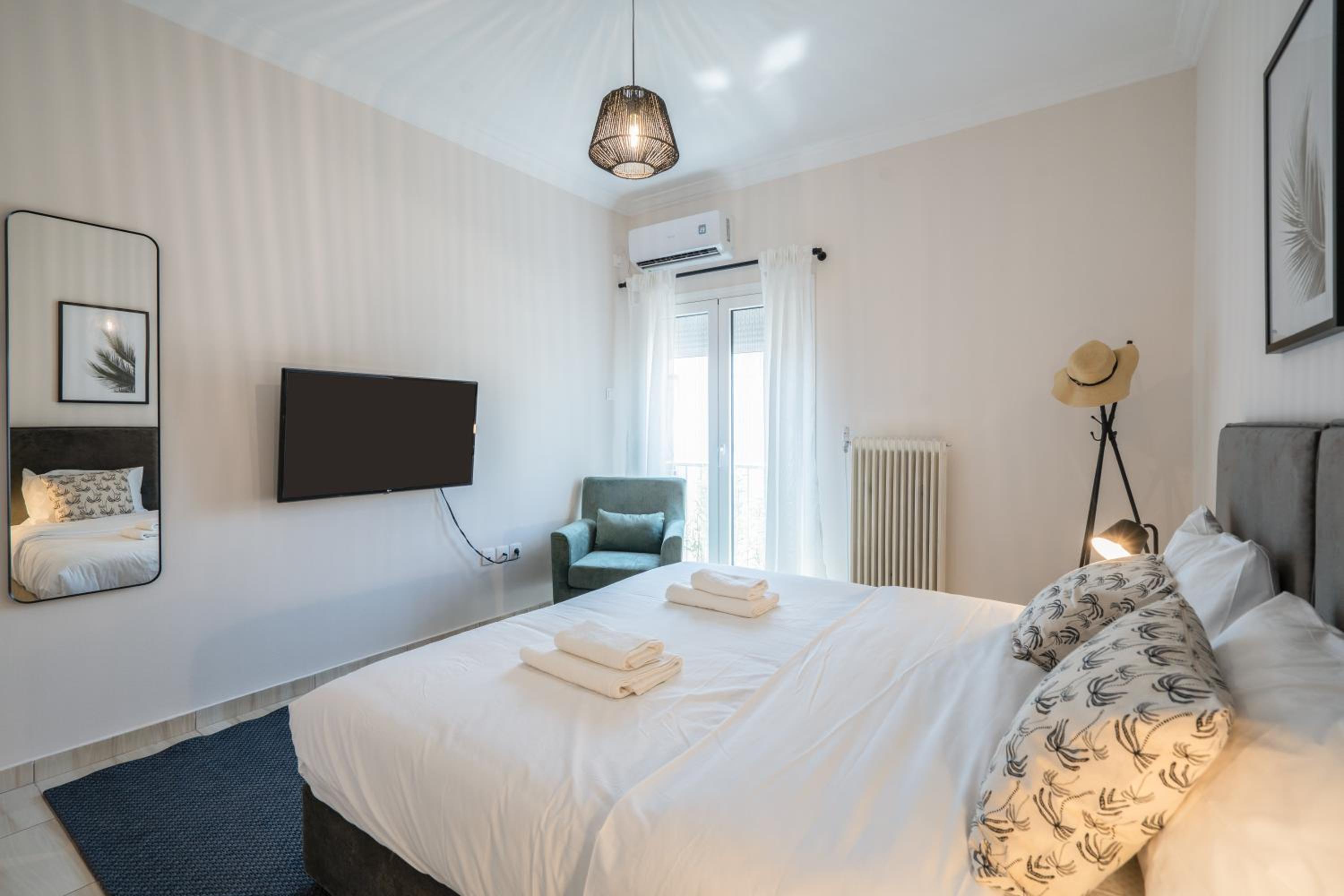 Modern Apartment in Athens with Acropolis & Mt Lycabettus view