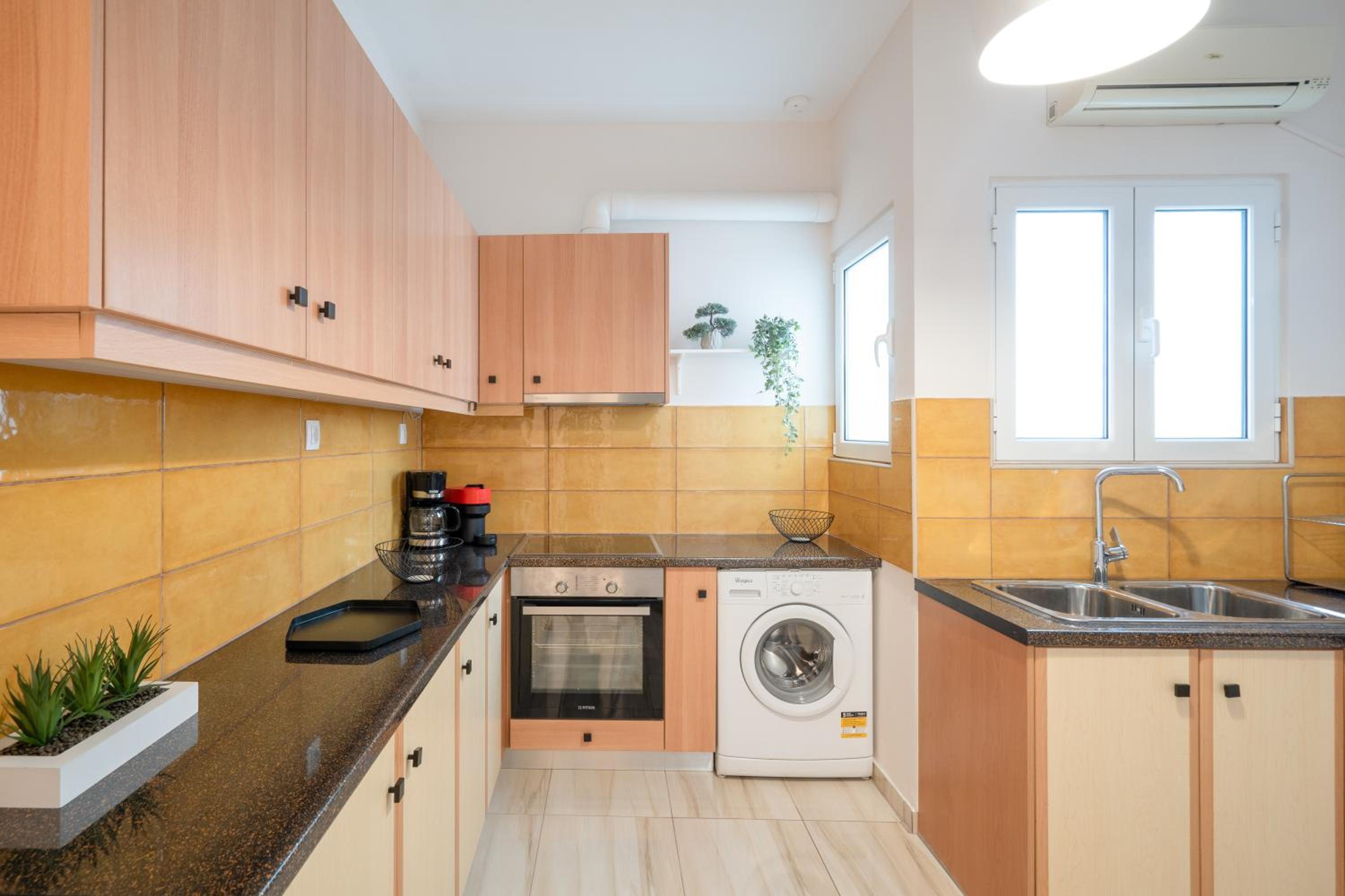 Modern Apartment in Athens with Acropolis & Mt Lycabettus view