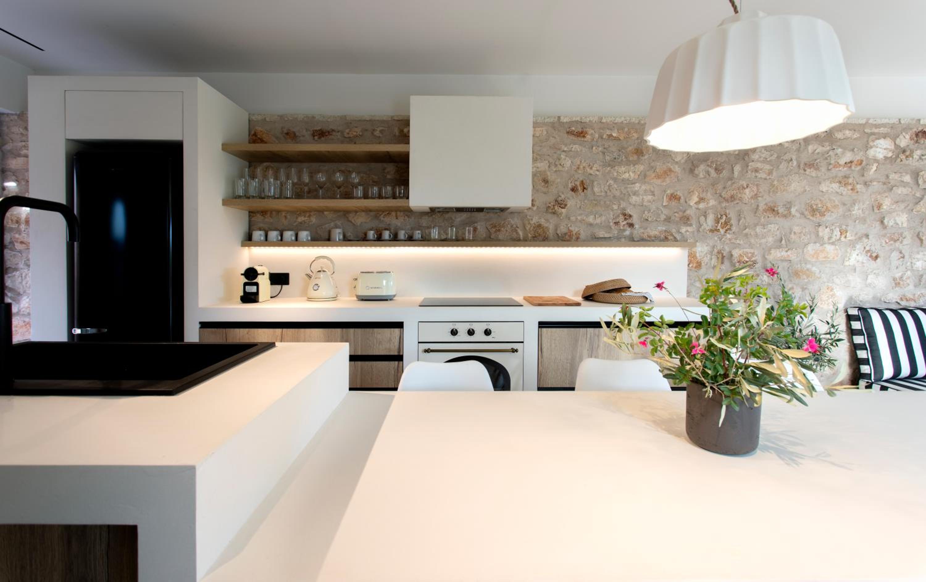 Theros Estate