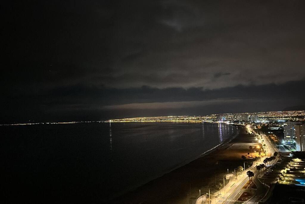 Depto con vista frente al mar