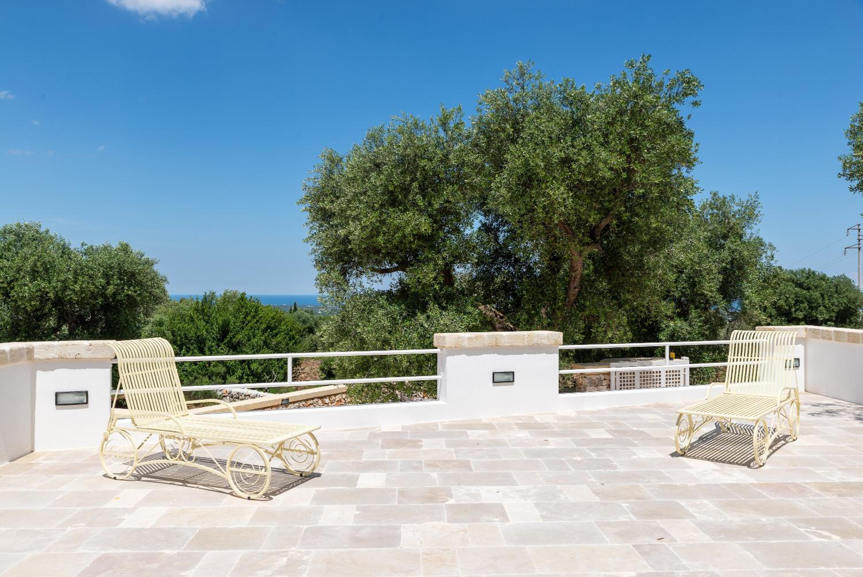Villa Incanto con terrazza e piscina by Wonderful Italy view 3